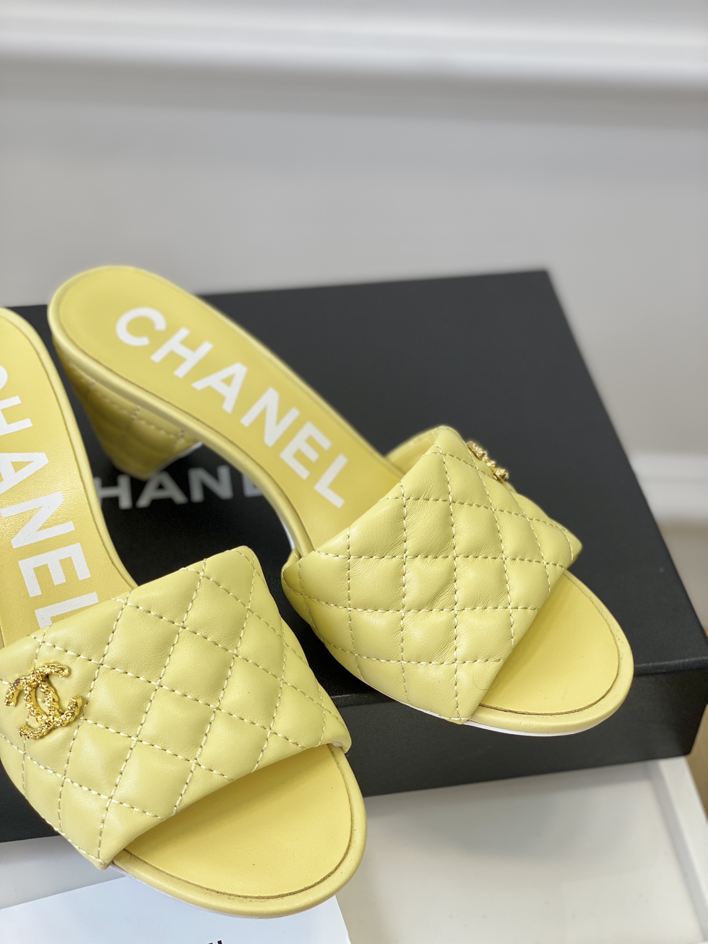 Chanel23A早春高级手工坊系列