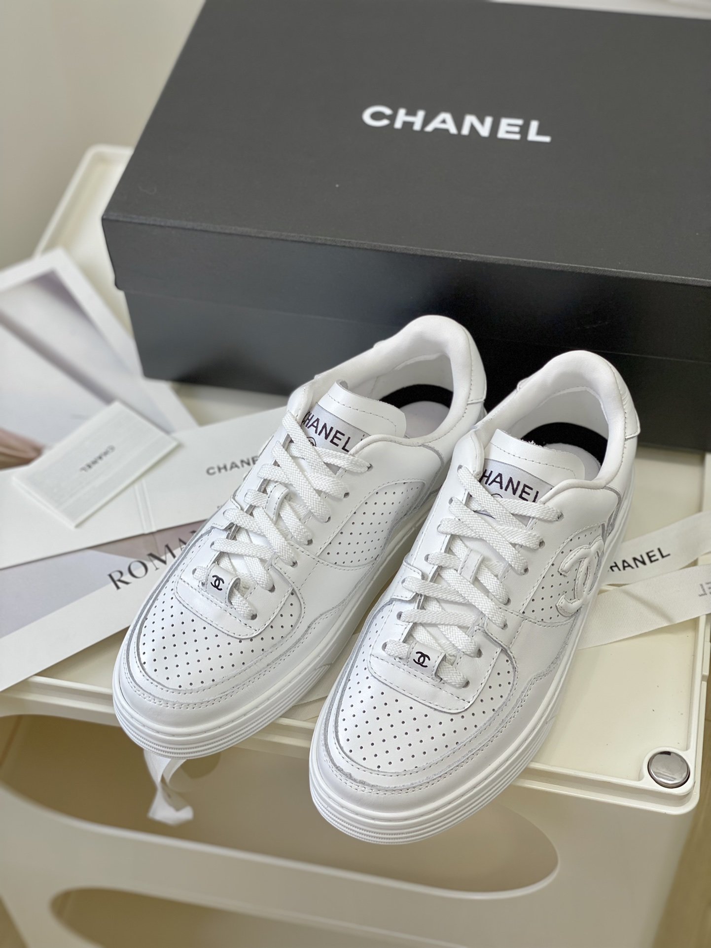 Chanel23A新款全皮运动鞋！白