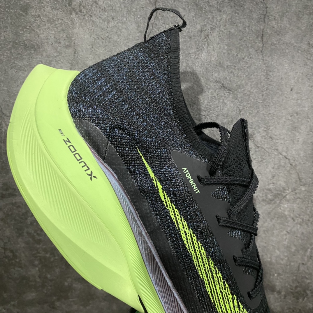 图片[7]-纯原版NK Air Zoom Alphafly NEXT% Flyknit Rawdacious 2020全新破2代马拉松气垫轻量超跑竞速运动慢跑鞋 搭载前掌可视化Zoom黑科技慢跑鞋 黑绿n真正意义上的原厂好货推荐n德国进口机台针织半透明（渐变）飞织带鱼丝原面材质n中底嵌入铲型真碳纤维面板充分激活气垫n前掌分离式Zoom气垫设计效果n增加ZoomX超轻缓震泡棉外底n鞋盒内自带原厂手提袋 方便运动员出行携带n原厂材料均采购德口 实力大厂良心打造只为助力运动员突破极限#后跟则采用React泡棉，相比Alphafly NEXT%更加舒适且耐用，更适合日常训练穿着。区别市面版本 新配色陆续出货中货号：CI9925-400n码数：36 36.5 37.5 38 38.5 39 40 40.5 41 42 42.5 43 44 44.5 45-莆田鞋批发中心