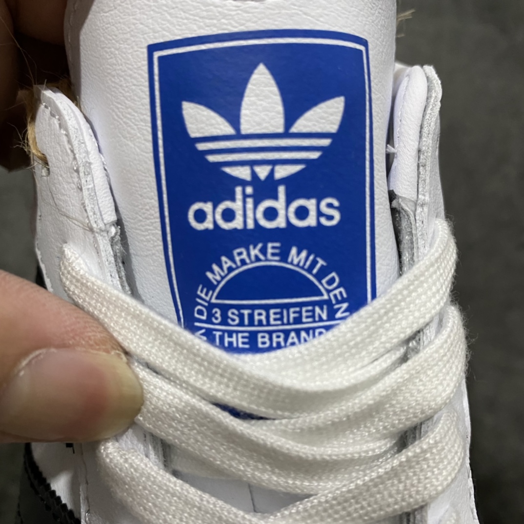 图片[4]-【过验版】Adidas  Samba OGn桑巴德迅板鞋黑白灰  B75806nn市场最好版本没有之一‼️n全头层甩纹原厂皮料 立体SAMBA烫金logo 区别市场一切版本n针车走线 冲孔均为最高标准打造 后跟港宝材料定型 反口弧度完美n原装海玻璃鞋垫 背面刷胶同步原版，中底区别市场版本‼️nSIZE：36 36.5 37.5 38 38.5 39 40 40.5 41 42 42.5 43 44 44.5 45-莆田鞋批发中心