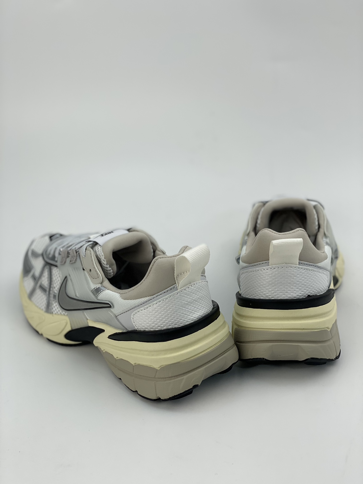 NIKE V2K Runtekk silver shock-absorbing anti-slip retro low-top running shoes FD0736-100