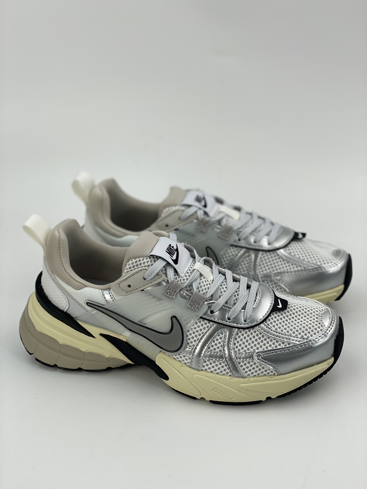 NIKE V2K Runtekk silver shock-absorbing anti-slip retro low-top running shoes FD0736-100