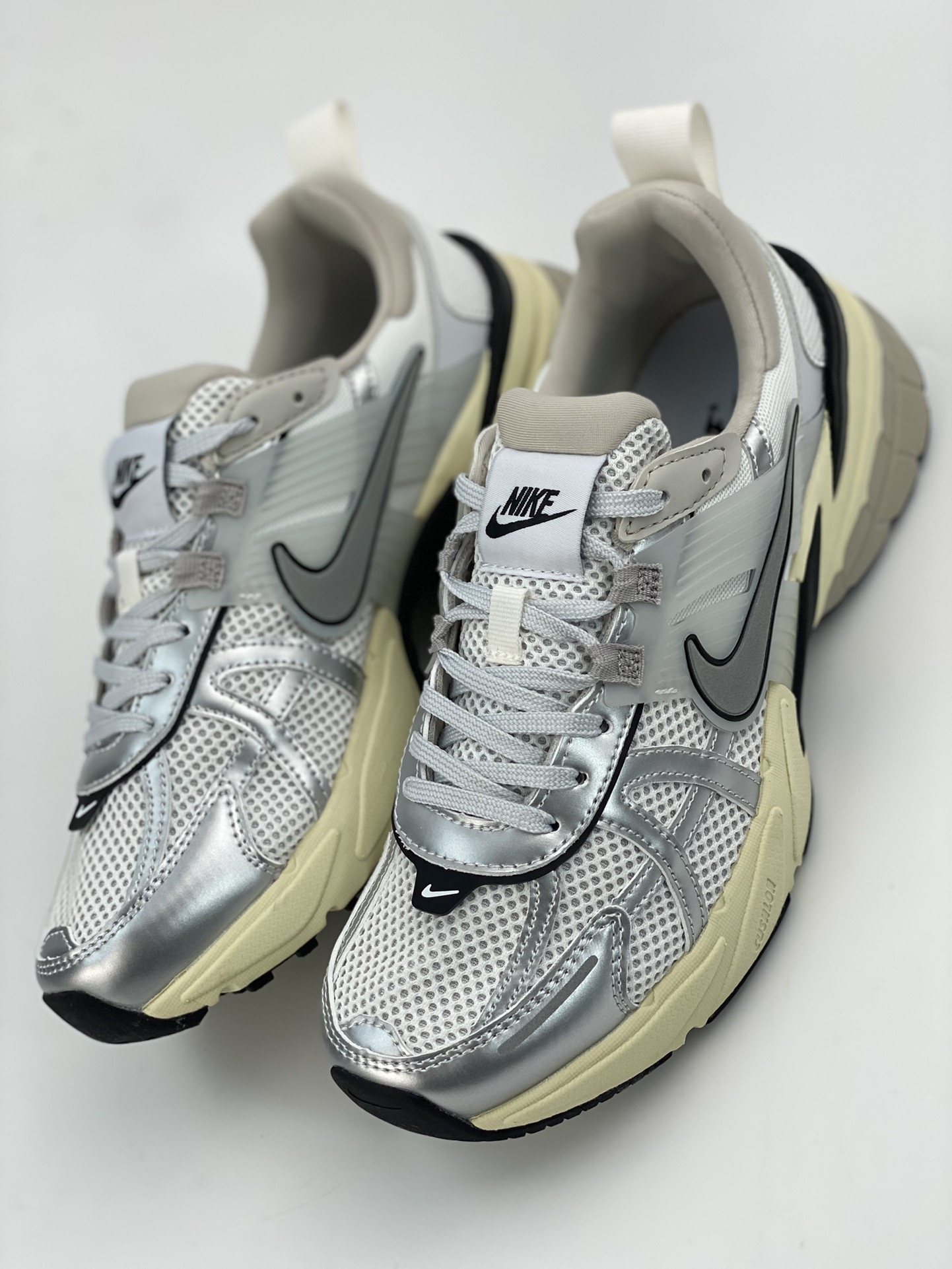 NIKE V2K Runtekk silver shock-absorbing anti-slip retro low-top running shoes FD0736-100