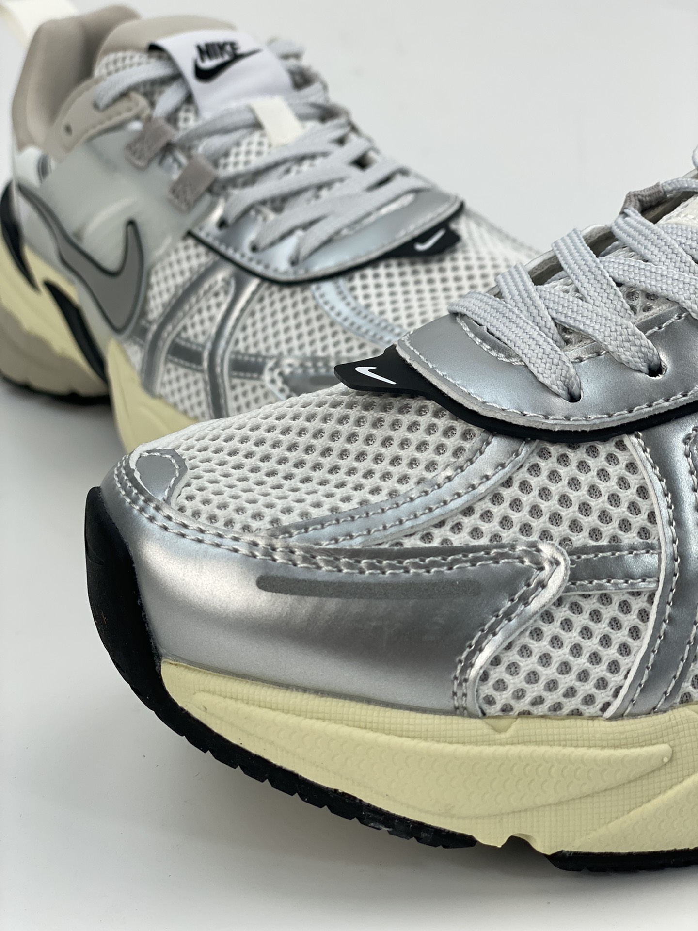 NIKE V2K Runtekk silver shock-absorbing anti-slip retro low-top running shoes FD0736-100