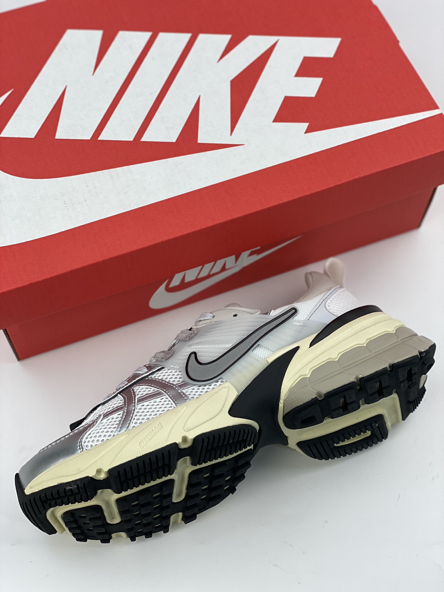 NIKE V2K Runtekk silver shock-absorbing anti-slip retro low-top running shoes FD0736-100