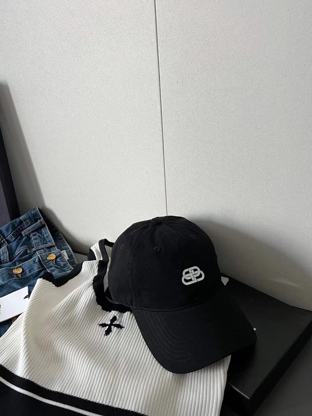 발렌시아가 더블B 소프트 탑 야구모자 상세 이미지 3