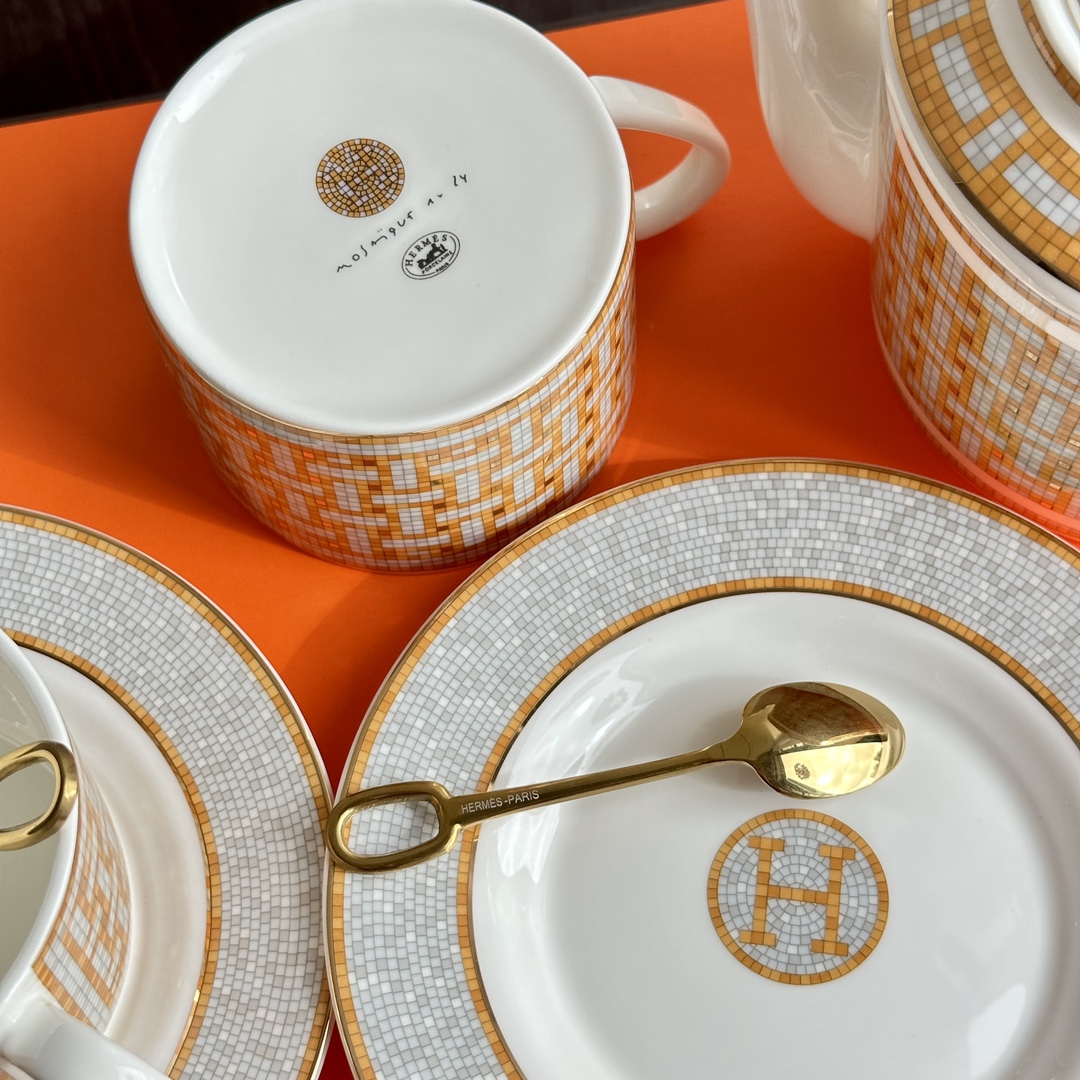 This design pays homage to the historic birthplace of Hermès at 24 - Comprehensive 8