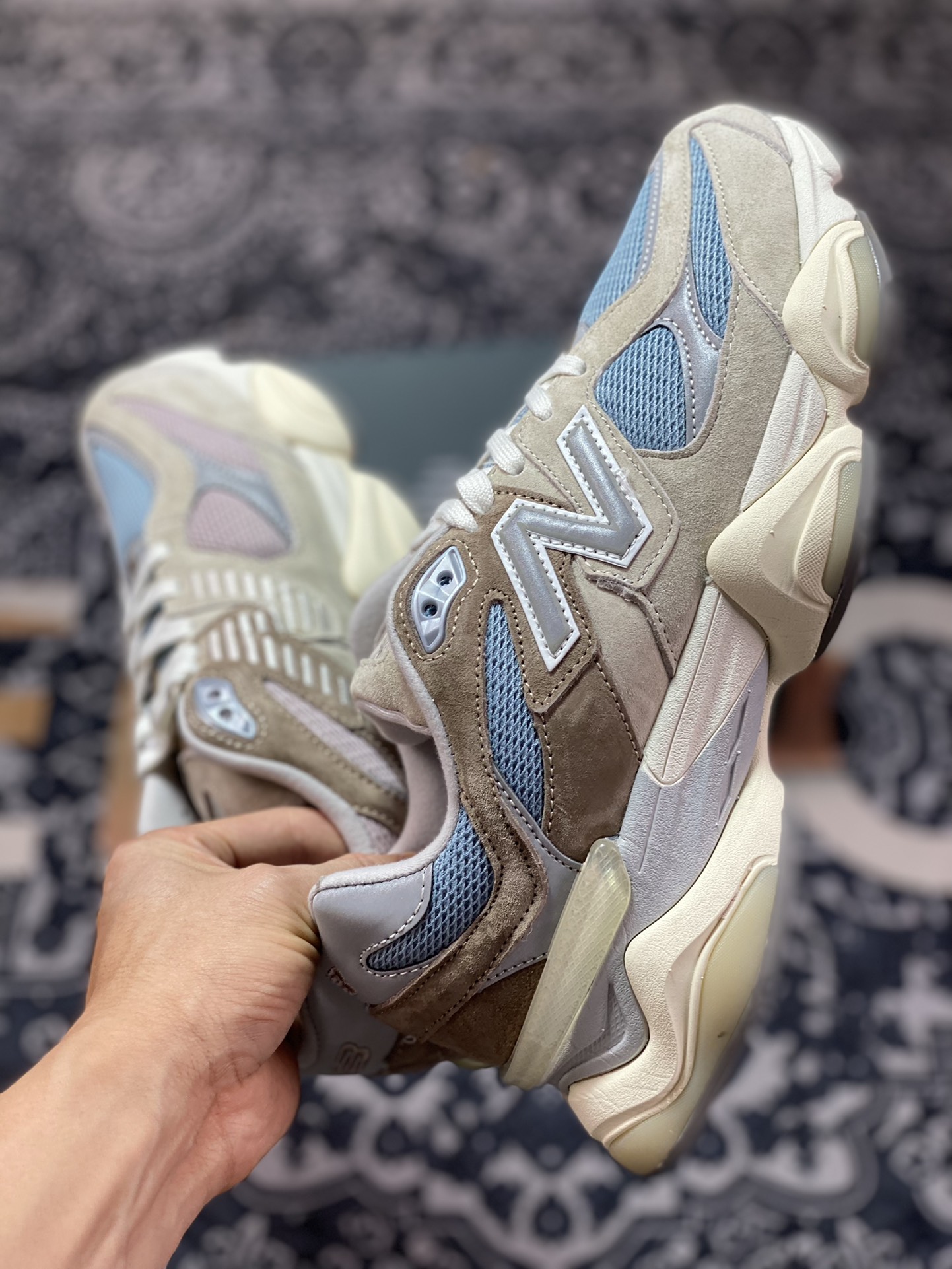 New Balance 9060 ”Sea Salt Blue” series retro versatile dad style little elephant hoof casual sports running shoes ”grey brown sea salt blue” U9060MUS