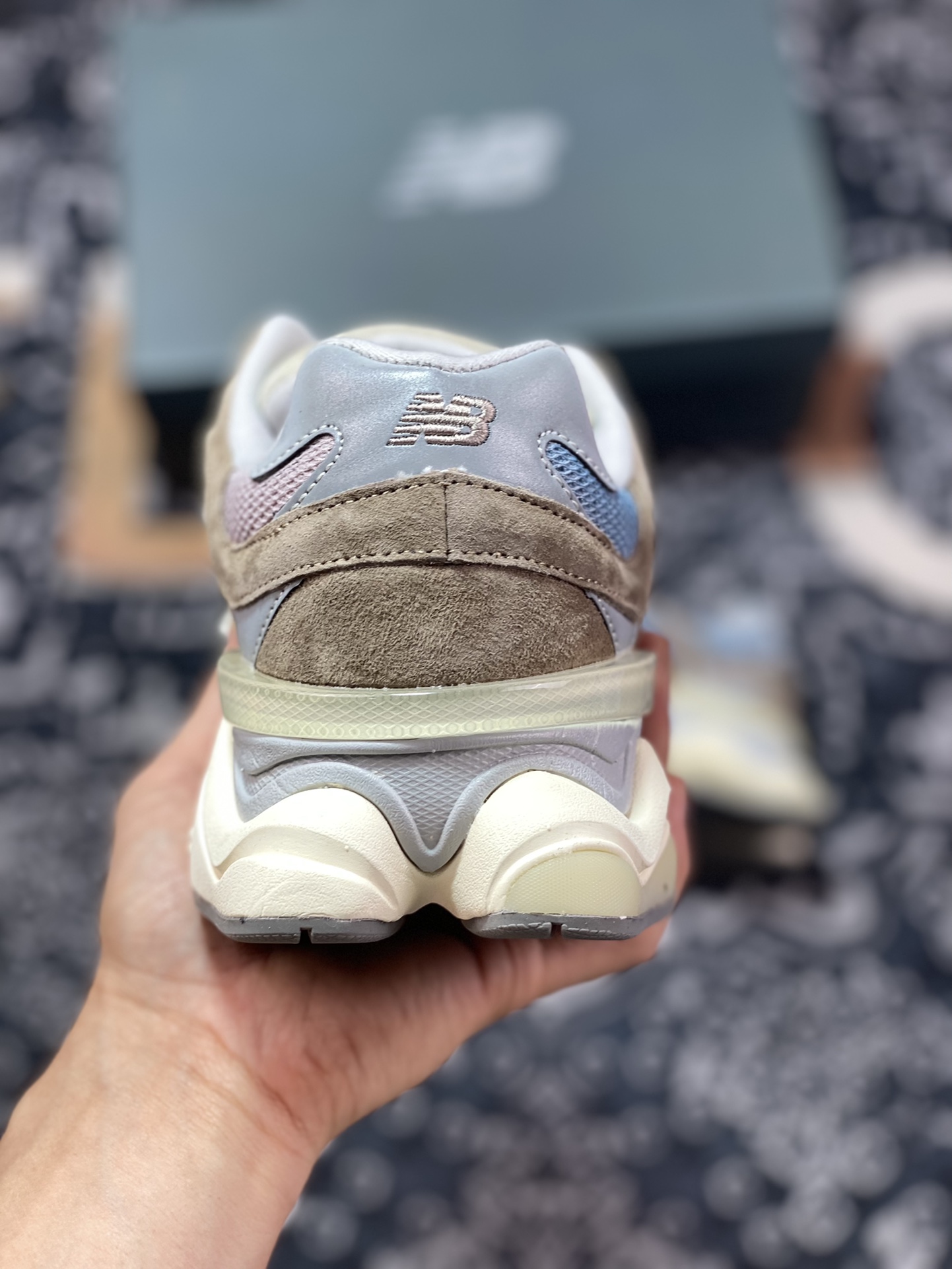 New Balance 9060 ”Sea Salt Blue” series retro versatile dad style little elephant hoof casual sports running shoes ”grey brown sea salt blue” U9060MUS