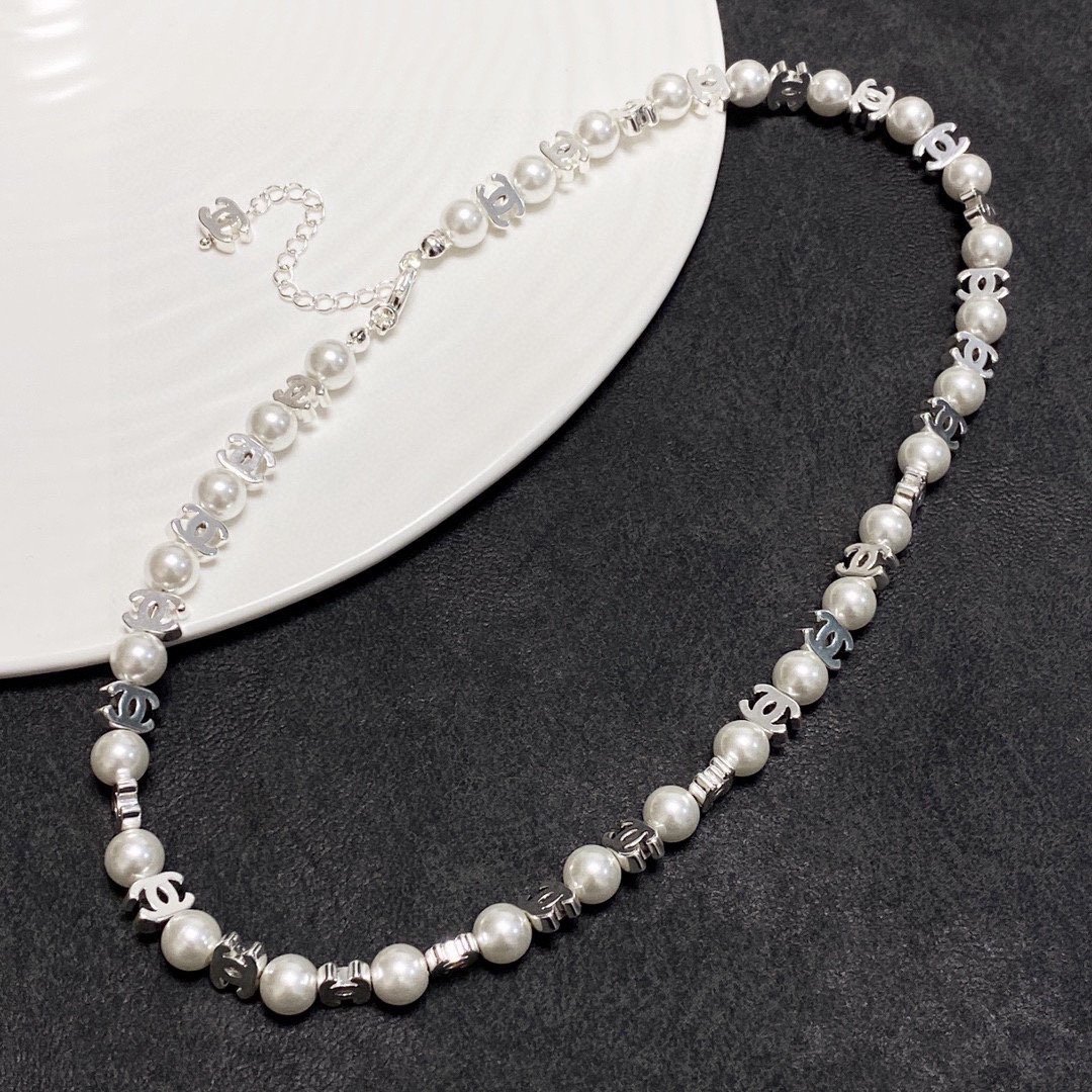 香奈儿Chanel最新款珍珠项链超个