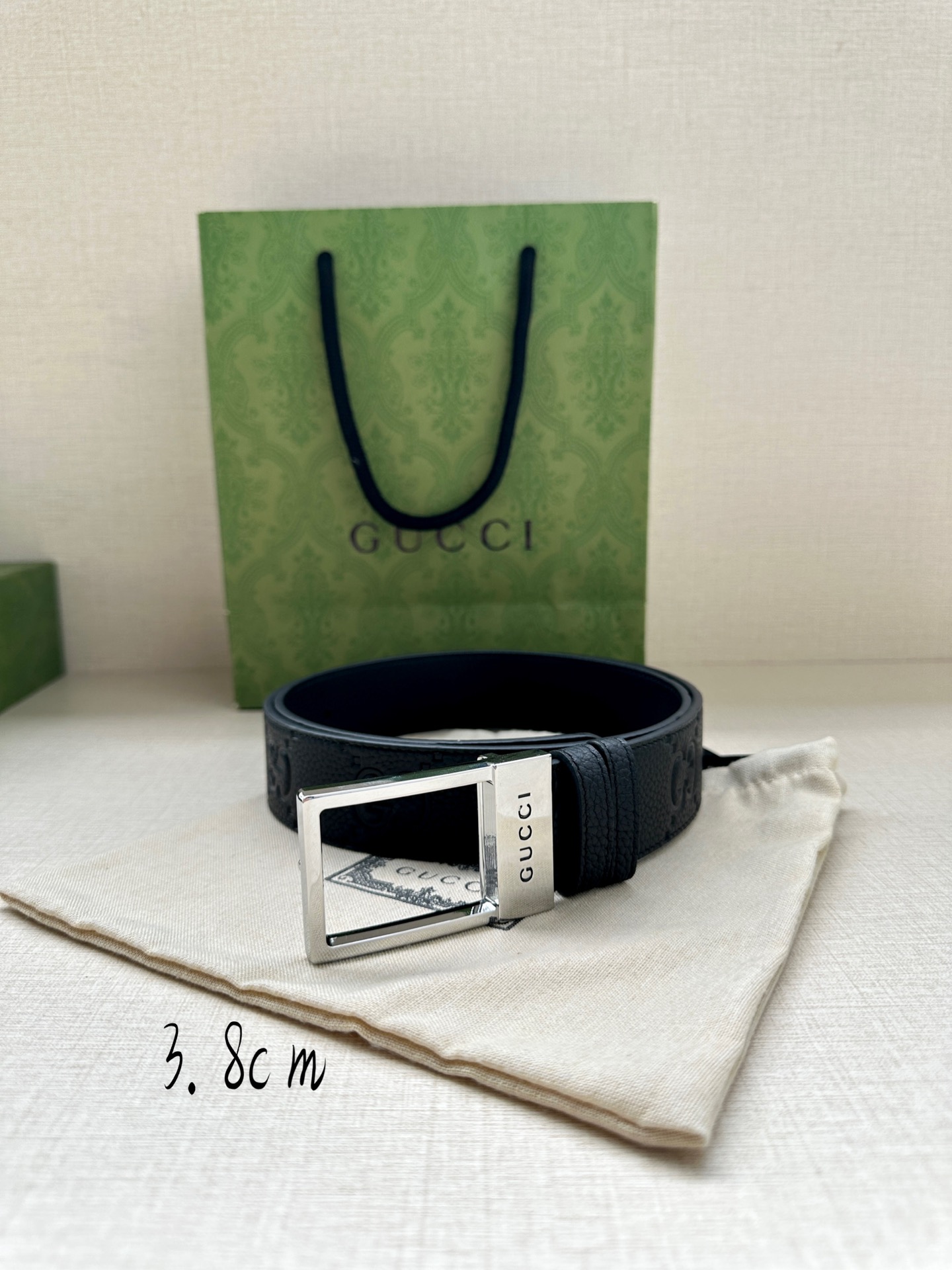 宽度3.8cm GUCCI 黑色皮革腰带饰有GG字母交织图案