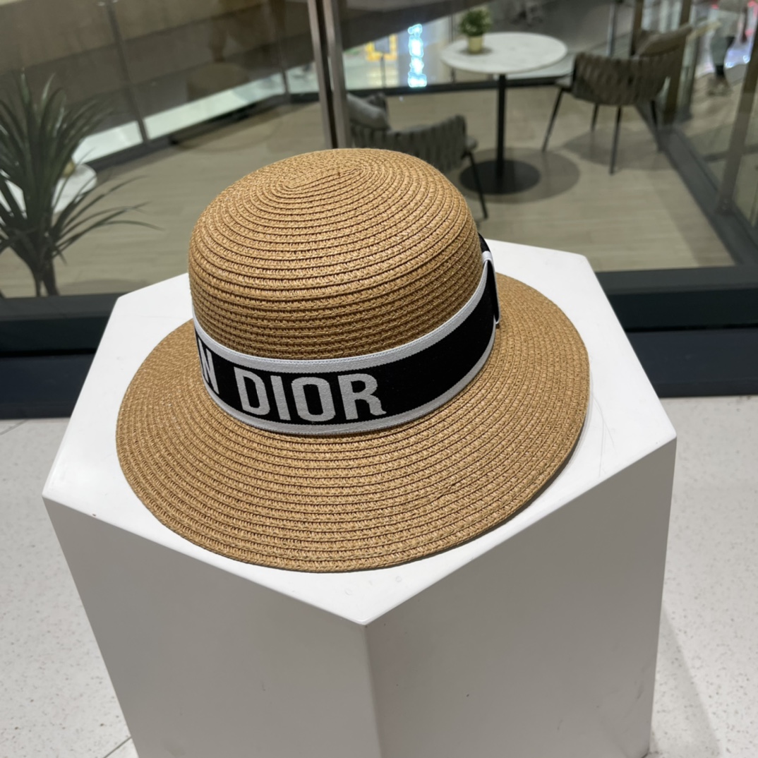 Dior迪奥新款草帽，圆顶草帽，桶帽，夏日遮阳帽，头围57cm