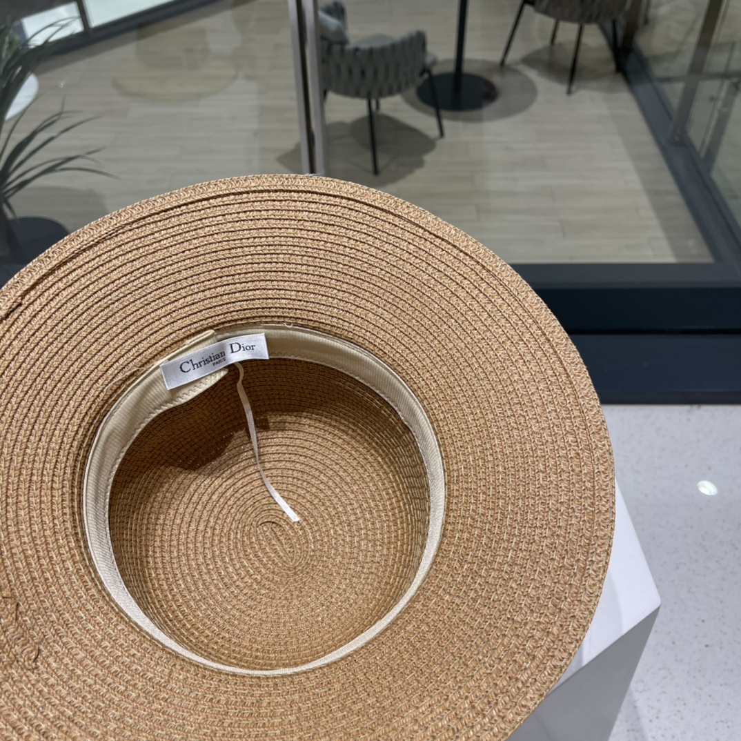 Dior迪奥新款草帽，圆顶草帽，桶帽，夏日遮阳帽，头围57cm