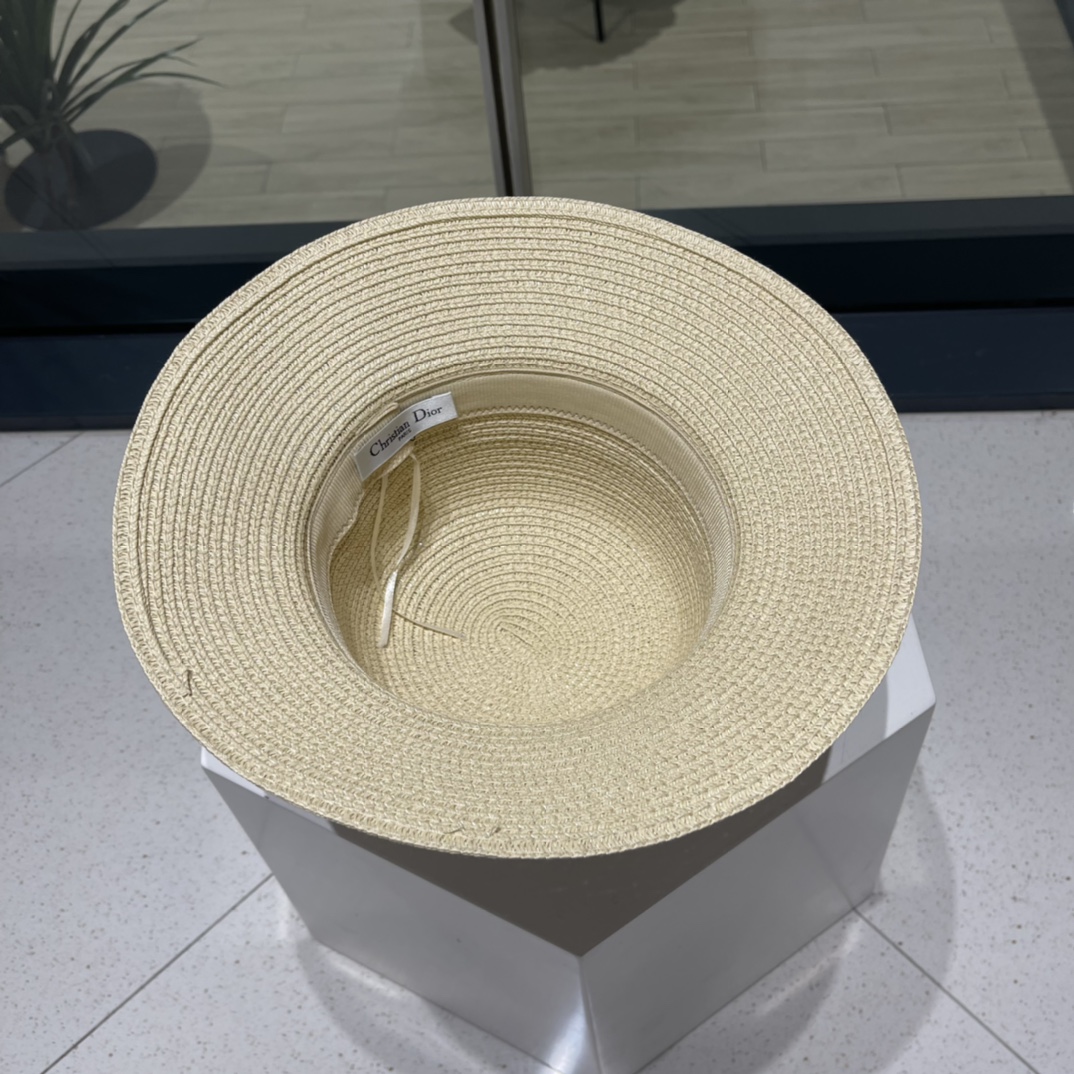 Dior迪奥新款草帽，圆顶草帽，桶帽，夏日遮阳帽，头围57cm