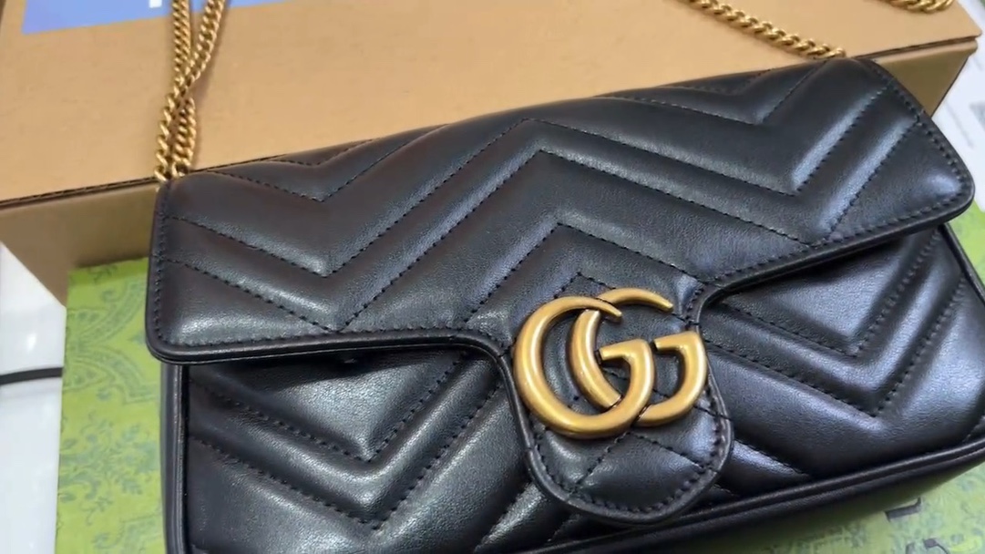 Gucci Marmont 1: 1
 Portfel na karty Najwyższa jakość
 Łańcuchy