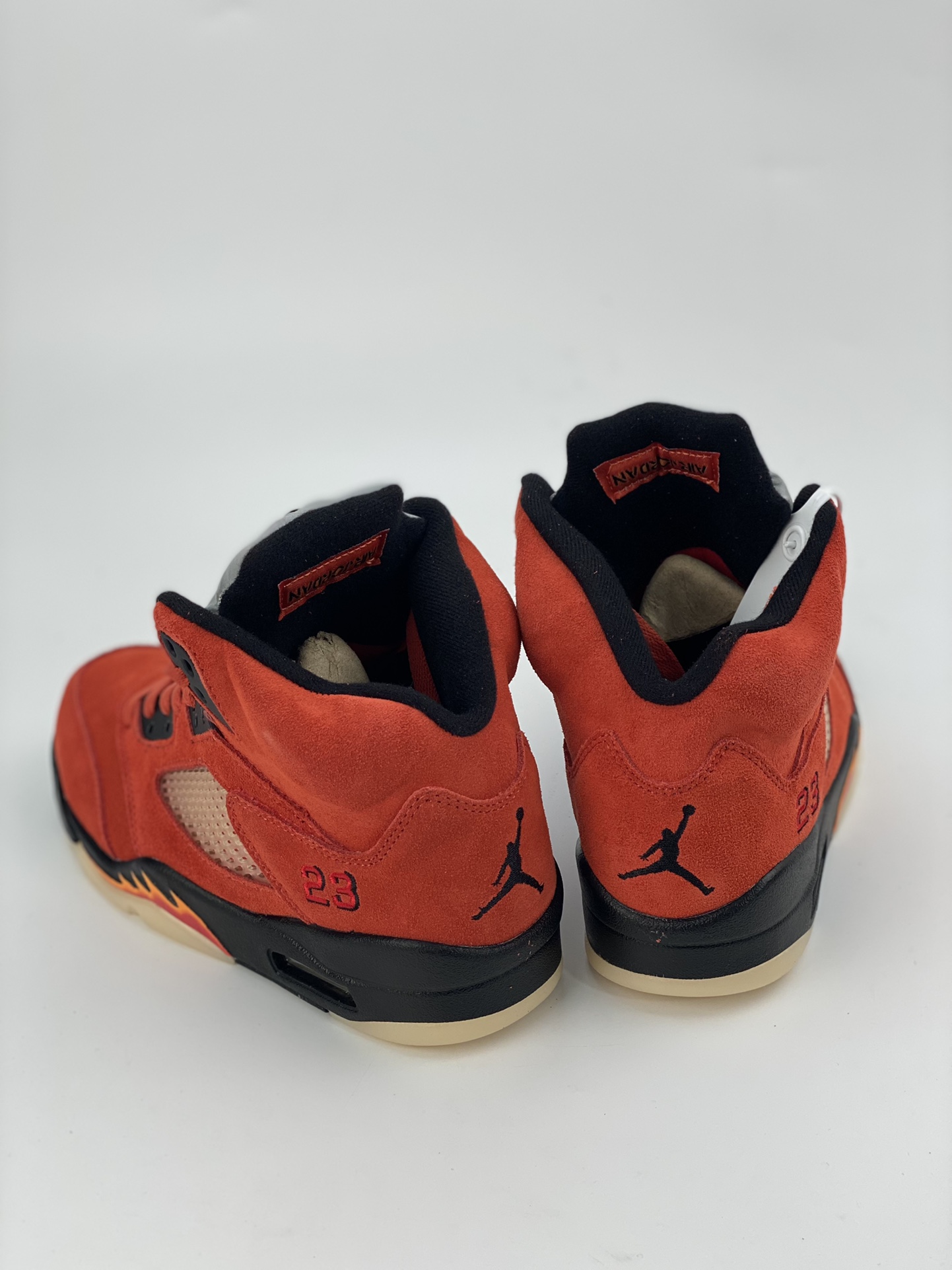 260 Air Jordan 5 Retro 小公牛  DD9336-800