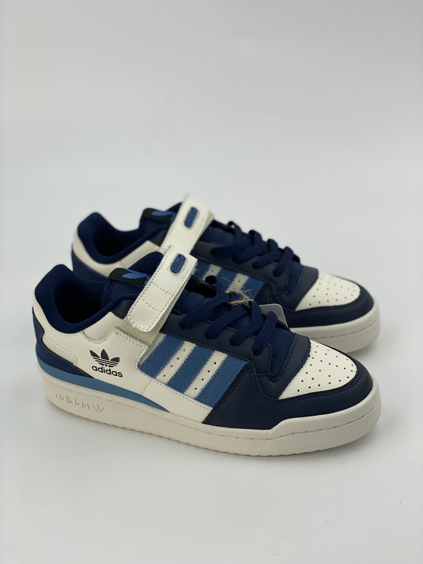 220 海外渠道版 原盒原标 Adidas Forum 84 Low 三叶草低邦 GX2162