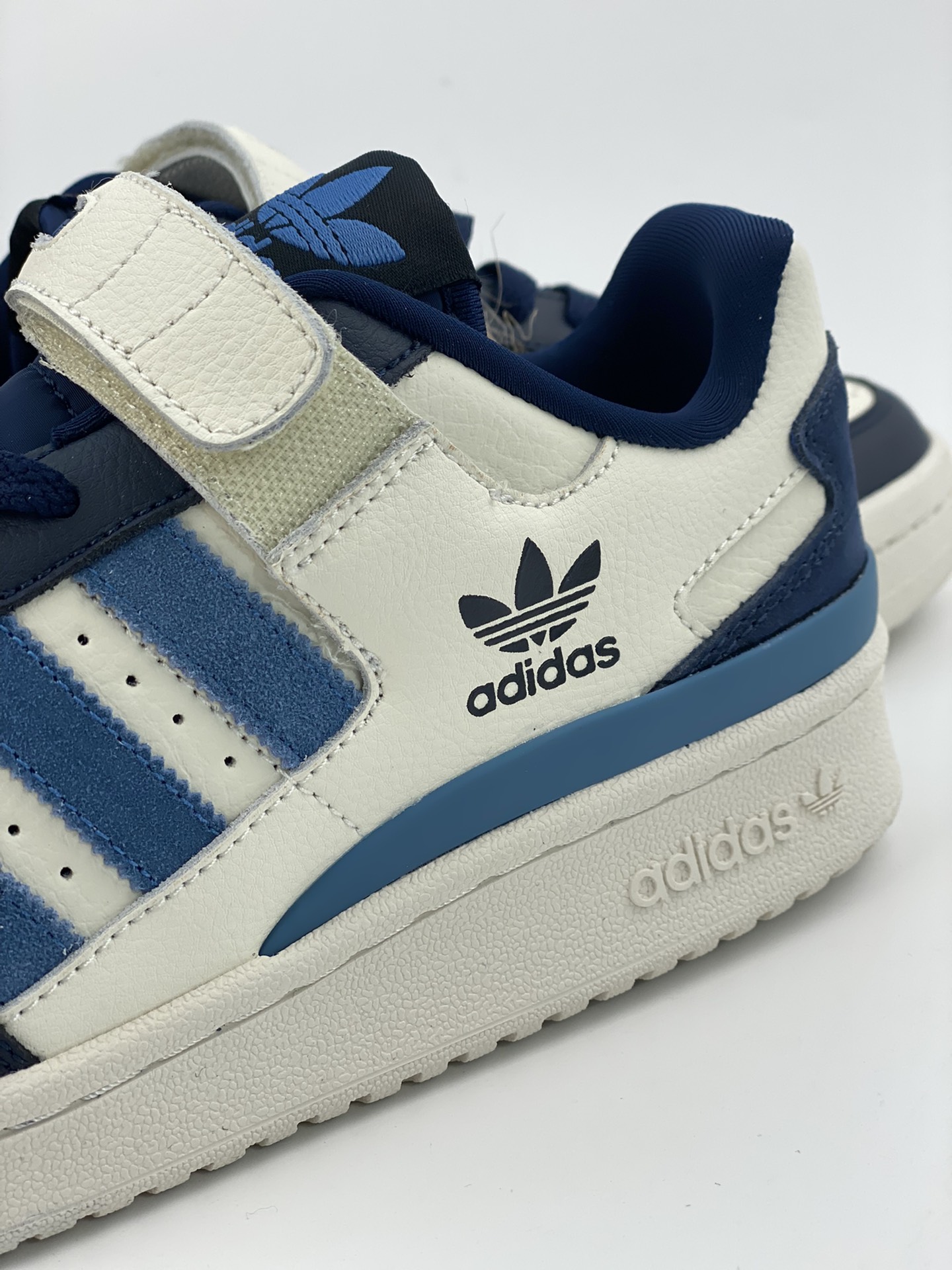 220 海外渠道版 原盒原标 Adidas Forum 84 Low 三叶草低邦 GX2162