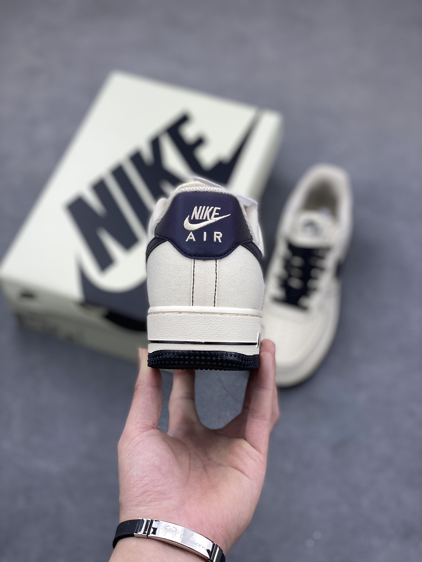 Nike Air Force 1 '07 Mid White Black Reflective Casual Shoes 5 i1685126489 4817 3