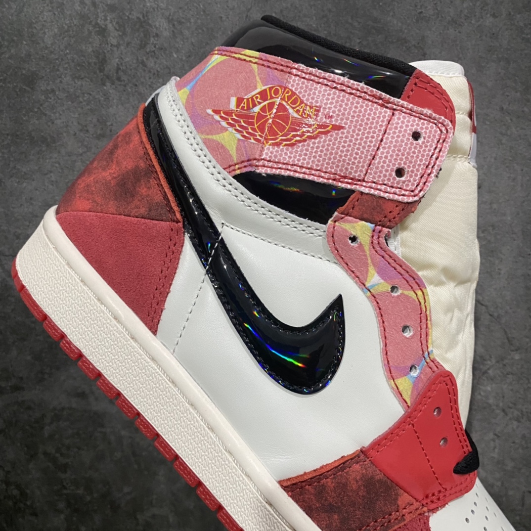 图片[7]-【God版本】Air Jordan AJ1 “Next Chapter” 蜘蛛侠2.0 DV1748-601nn出货即巅峰 首批少量出货n目前最早出货的顶级版本n后续各大厂顶级也会陆续出货nn所有材料均同步xc原厂采购鞋身采用原厂头层牛皮与多种漆皮 翻毛皮等拼接而成n市面版本皮料质感达不到公司货效果原厂后跟定型效果 鞋反口V字定型完美n正确Logo飞翼效果 原厂织唛标原档案大底 夜光效果满分n整体工艺复杂 首批出货不多高价零售首选版本 欢迎推广n 尺码：40 40.5 41 42 42.5 43 44 44.5 45 45.5 46 47.5-莆田鞋批发中心