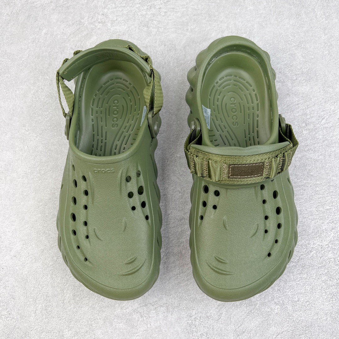 图片[2]-零售💰190 ＃DG莞产 Crocs Realtree 卡骆驰波波运动沙滩洞洞拖鞋凉鞋 超强LiteRide科技缓震鞋垫加持 官方2023最新款 透明防水袋包装 注意配件需单独购买 超轻Croslite专利材料打造 鞋面更加耐用易清洗 该鞋款轻盈舒适 2002年 经典克骆格诞生 秉承外形简单 穿着舒适的初衷 不断为消费者带来舒适的穿着体验 穿出“趣”味 鞋面洞洞可搭彰显个性的智必星 一鞋两穿 可调节式后跟带增添鞋身的稳固性能 放前面变成愜意舒适的凉拖 放后面行走跑跳更加稳妥 Croslite ™材料 封闭式细胞树脂 能够在体温作用下自动变形以适应脚部形状 涉水性优秀的同时易于清洁 抓地力强 不易打滑 Crocs的核心理念：轻便 灵活 全方位的舒适感 同步官方尺码：M4（36-37） M5（37-38）M6（38-39）M7（39-40）M8（41-42）M9（42-43）M10（43-44）M11（45-46） 编码：by1936090-运动鞋