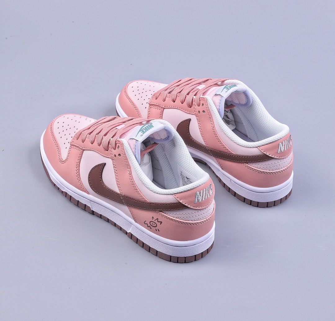 A Nike Dunk Low Bubble Jellyfish Strawberry Hug Pig Strawberry Pink FD1232-002