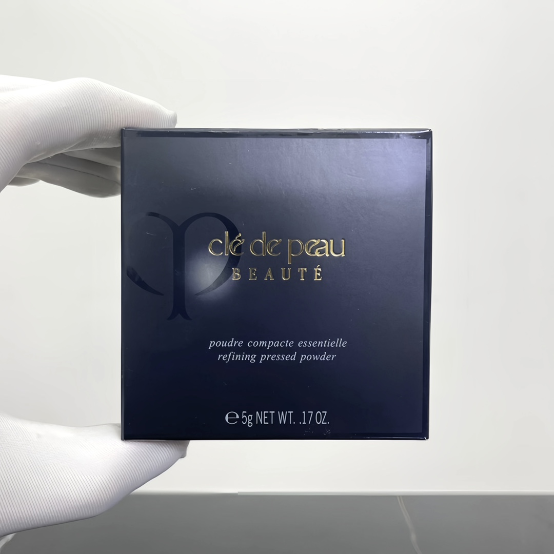 28! Polvo compacto CPB 5g7! Polvo compacto CPB. ¡CPB! ¡El polvo compacto perfecto para piel mixta y grasa!!! 5g, aparte…