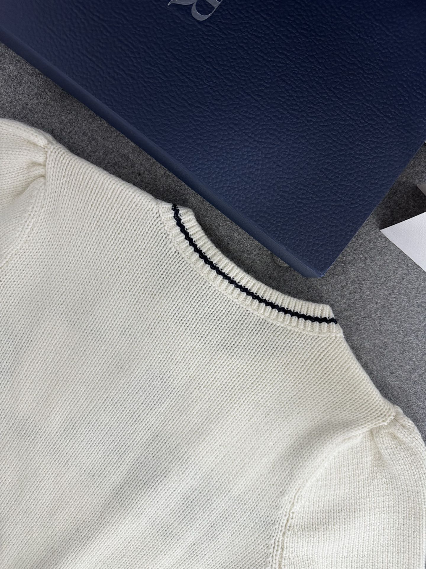 미우미우 여성 반팔 129768 Miu Miu T Shirt 썸네일 이미지
