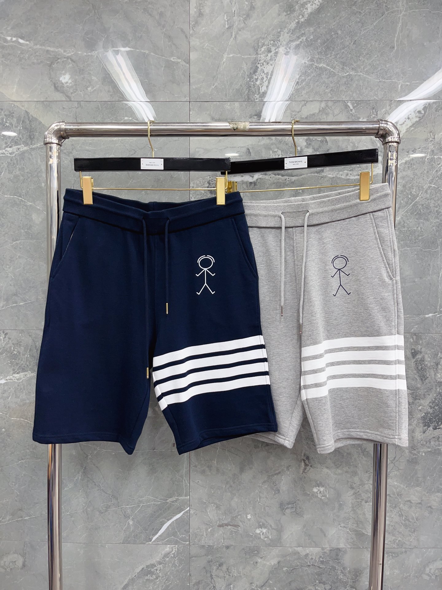 톰브라운 코튼 밴딩 반바지 40420 Thom Browne Shorts