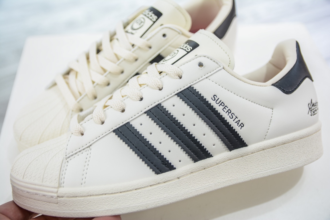 E Andre Saraiva x Adidas Originals Superstar joint beige black GZ2203