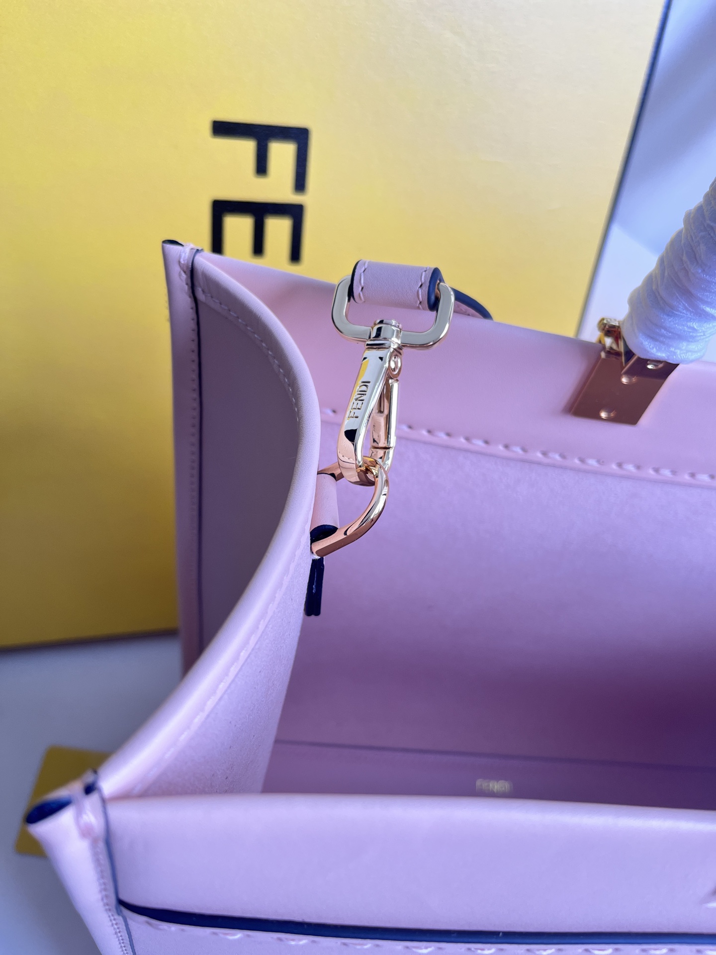 Fendi Sunshine Medium Pink Leather Tote Bag with Embossed Logo 7 i1685169362 1852 5