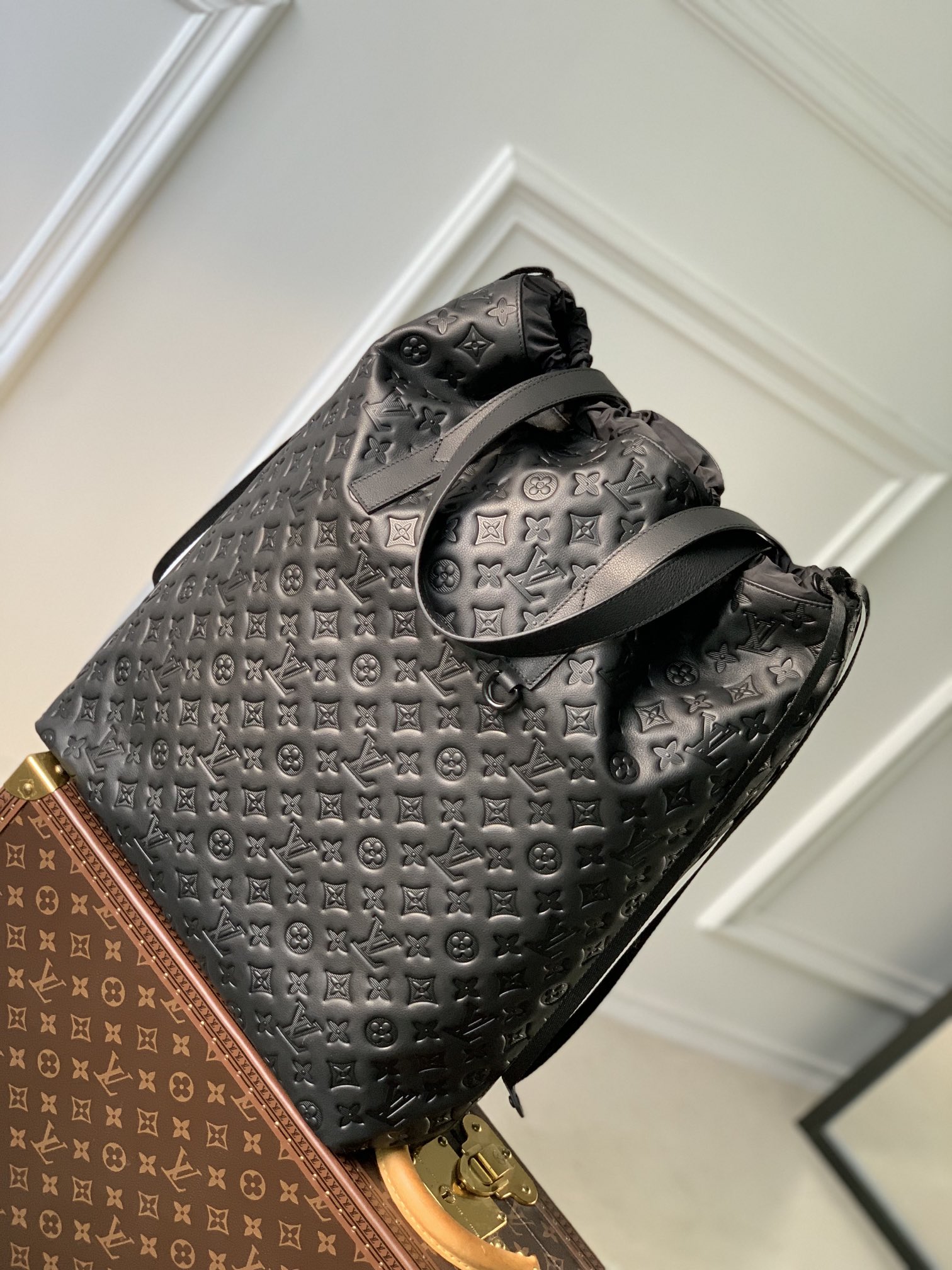 Louis Vuitton AAA+
 Bags Handbags Cowhide