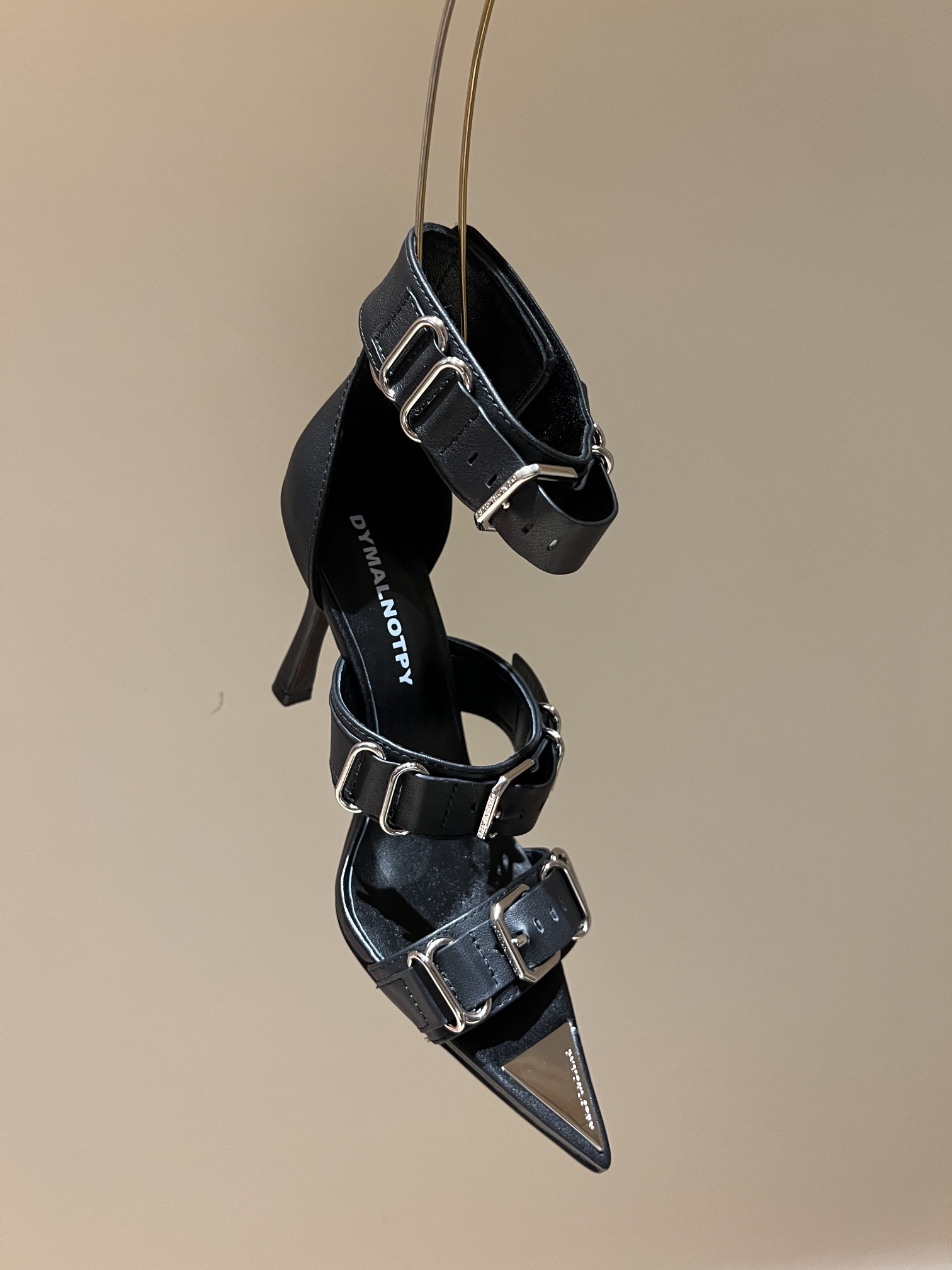 High Heel Metal Decorator: DYMONLATRIY 23AW Top Edition with Pointy Toe Design - 图片 8