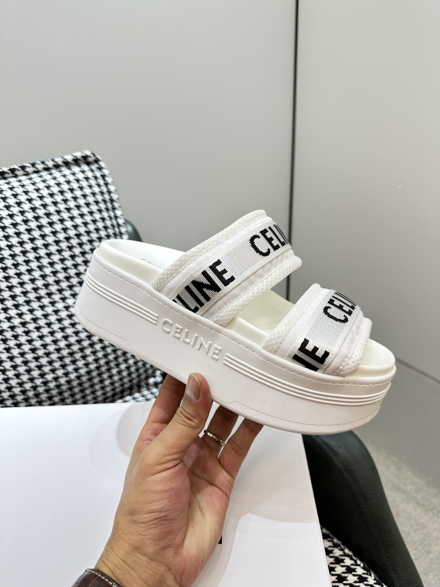 顶级版本CELINE2023ss早春