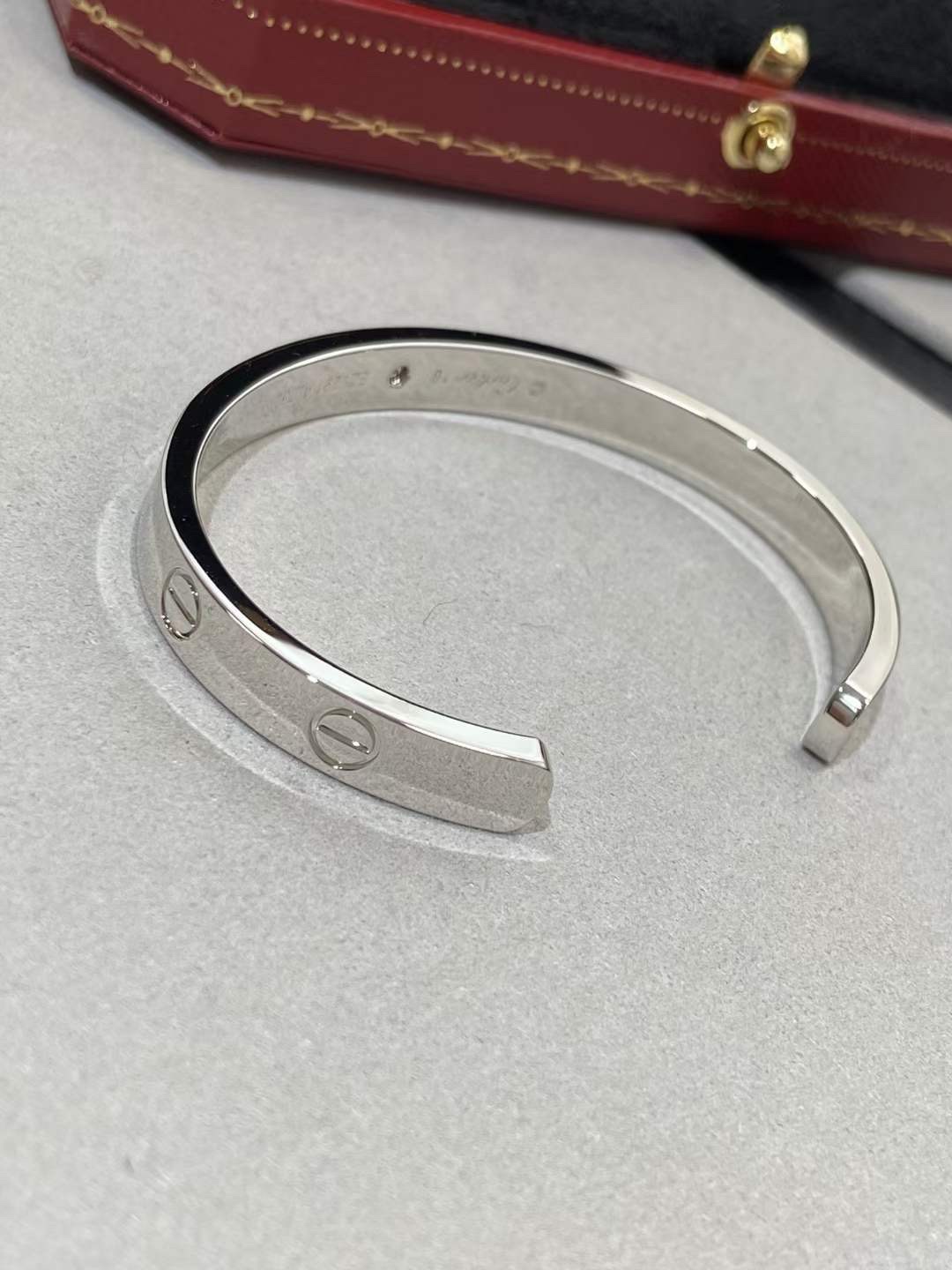 Cartier 新品