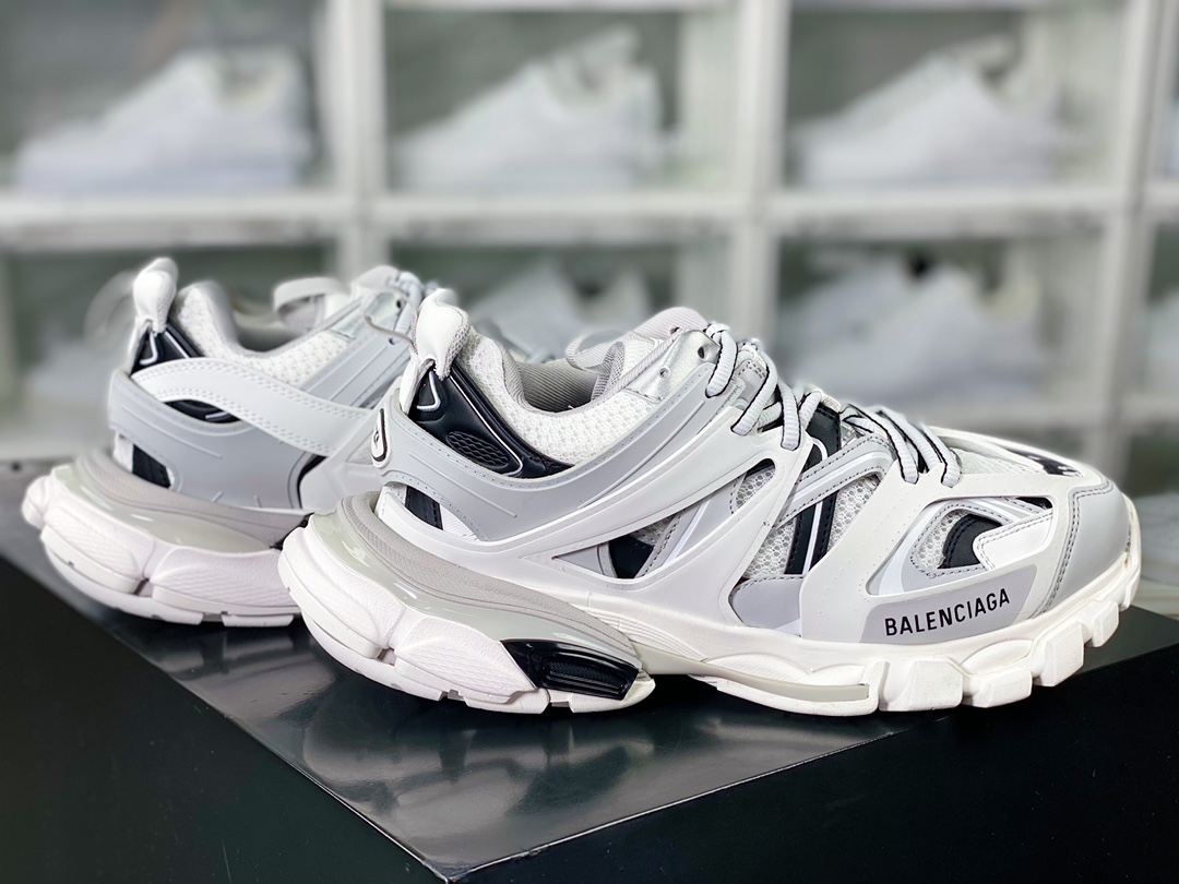 450 巴黎世家BALENCIAGA Track LED Trainers 3.0代复古野跑姥爹潮流百搭慢跑鞋“米白灰黑”555032 W3AD6 1258