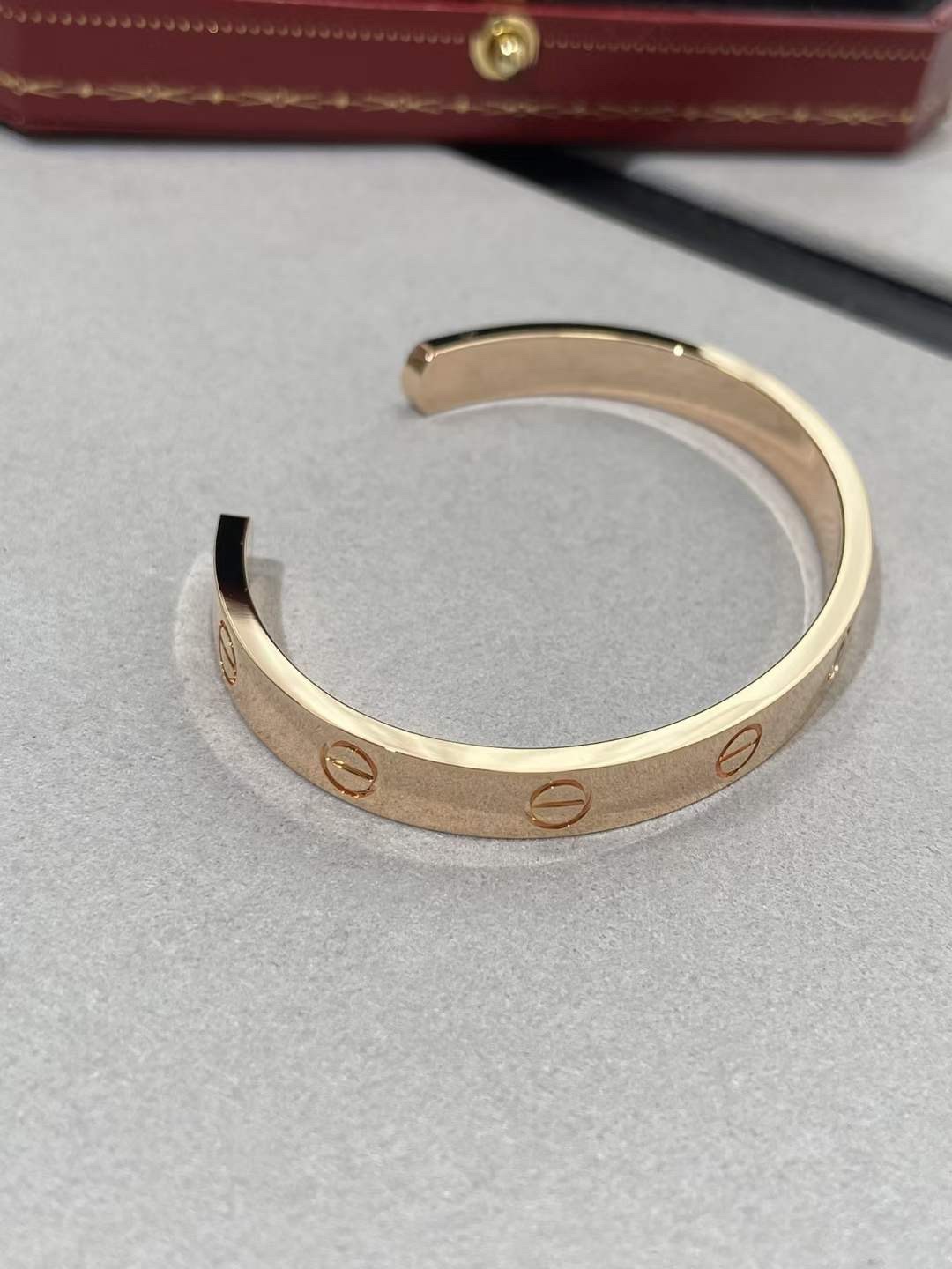 Cartier 新品