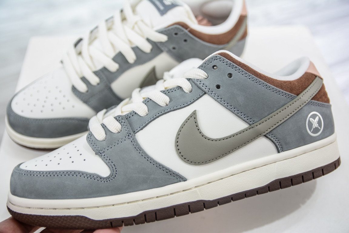 AY version Yuto Horigome x Nike SB Dunk Low joint flying feather gray FQ1180-001