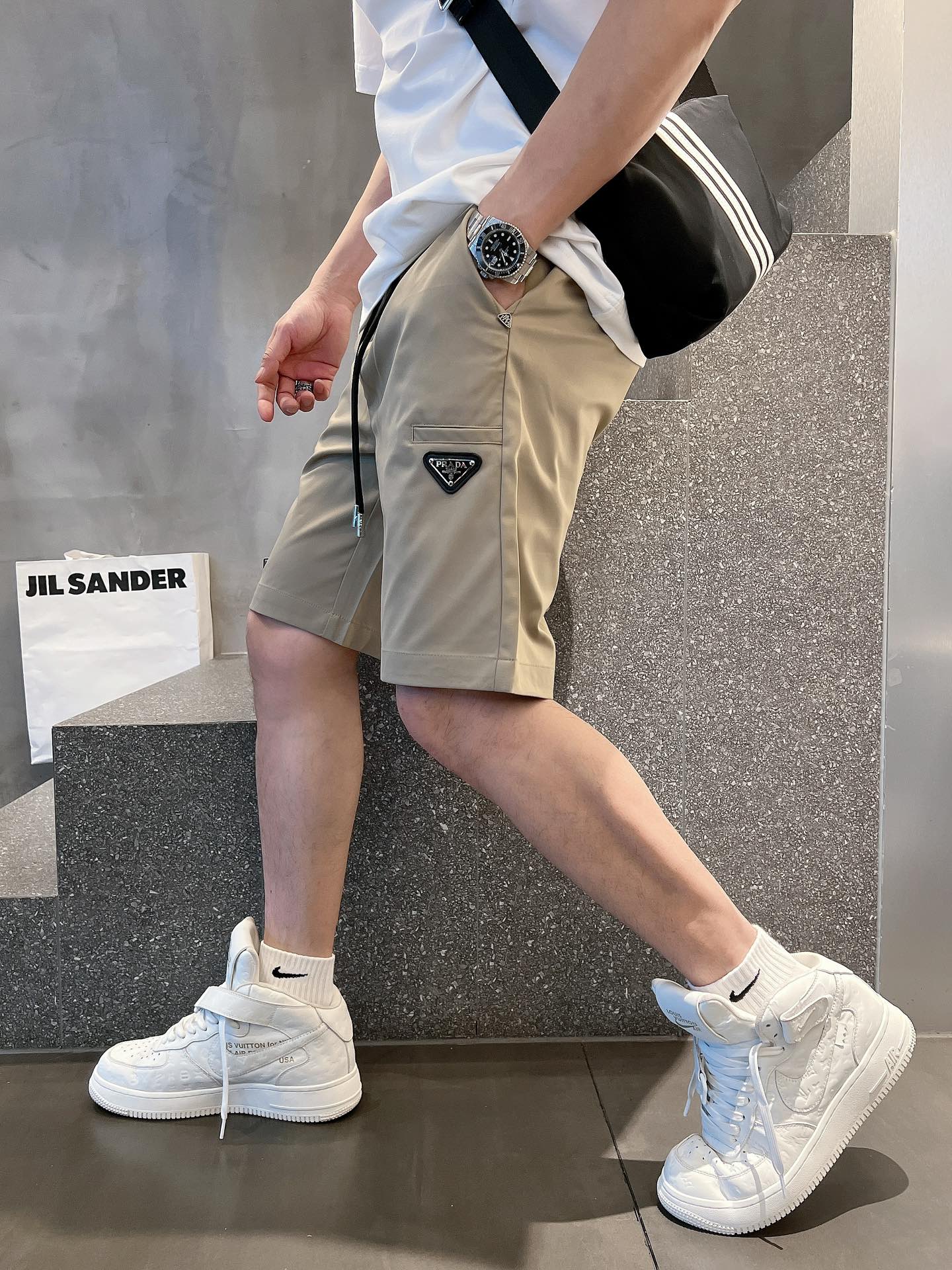 路易威登 Louis Vuitton 高定典藏名品高定成衣时装外套连衣裙衬衫T恤 #3A28F545 6