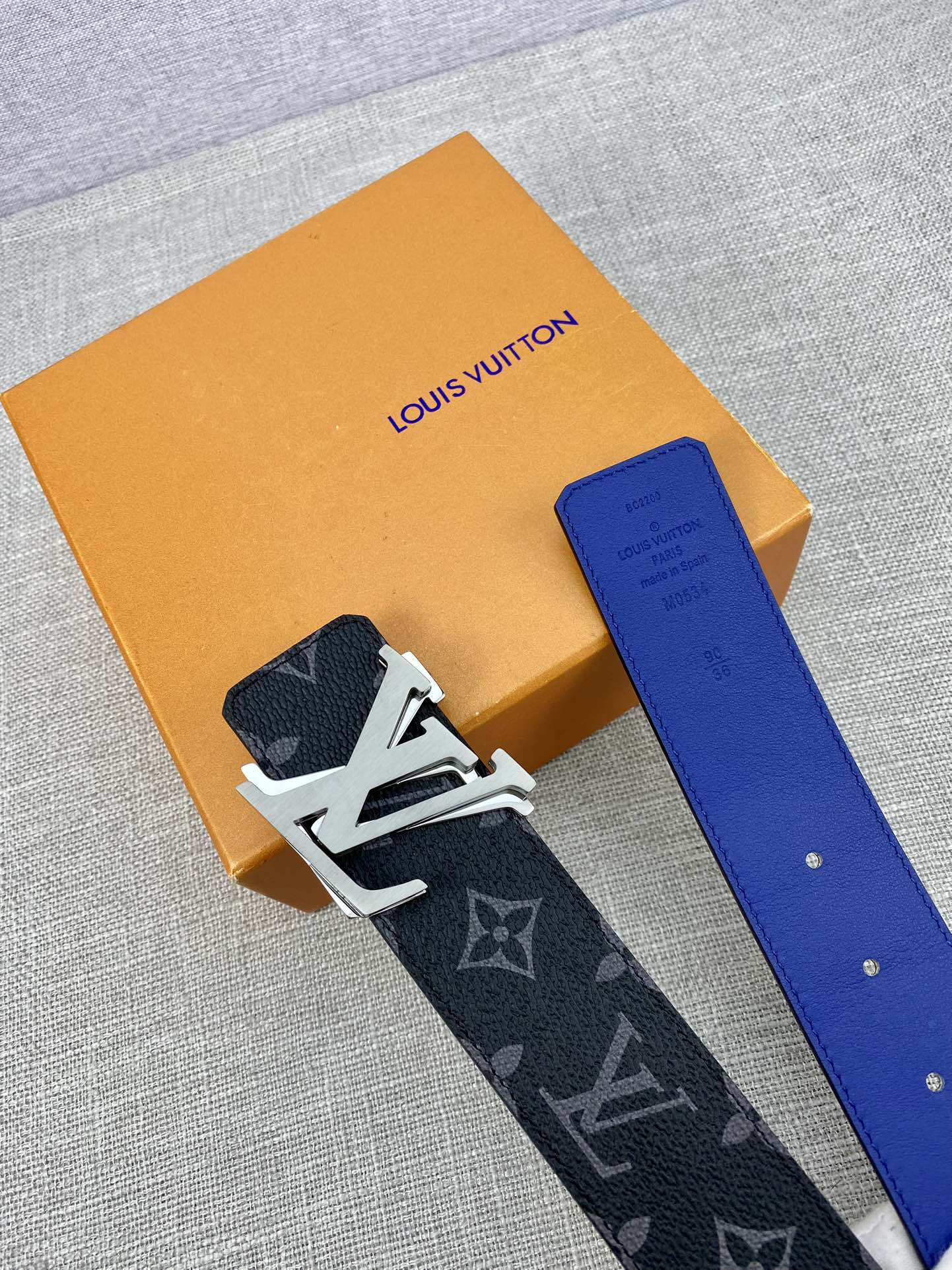 作为路易威登备受喜爱的设计之一LVI