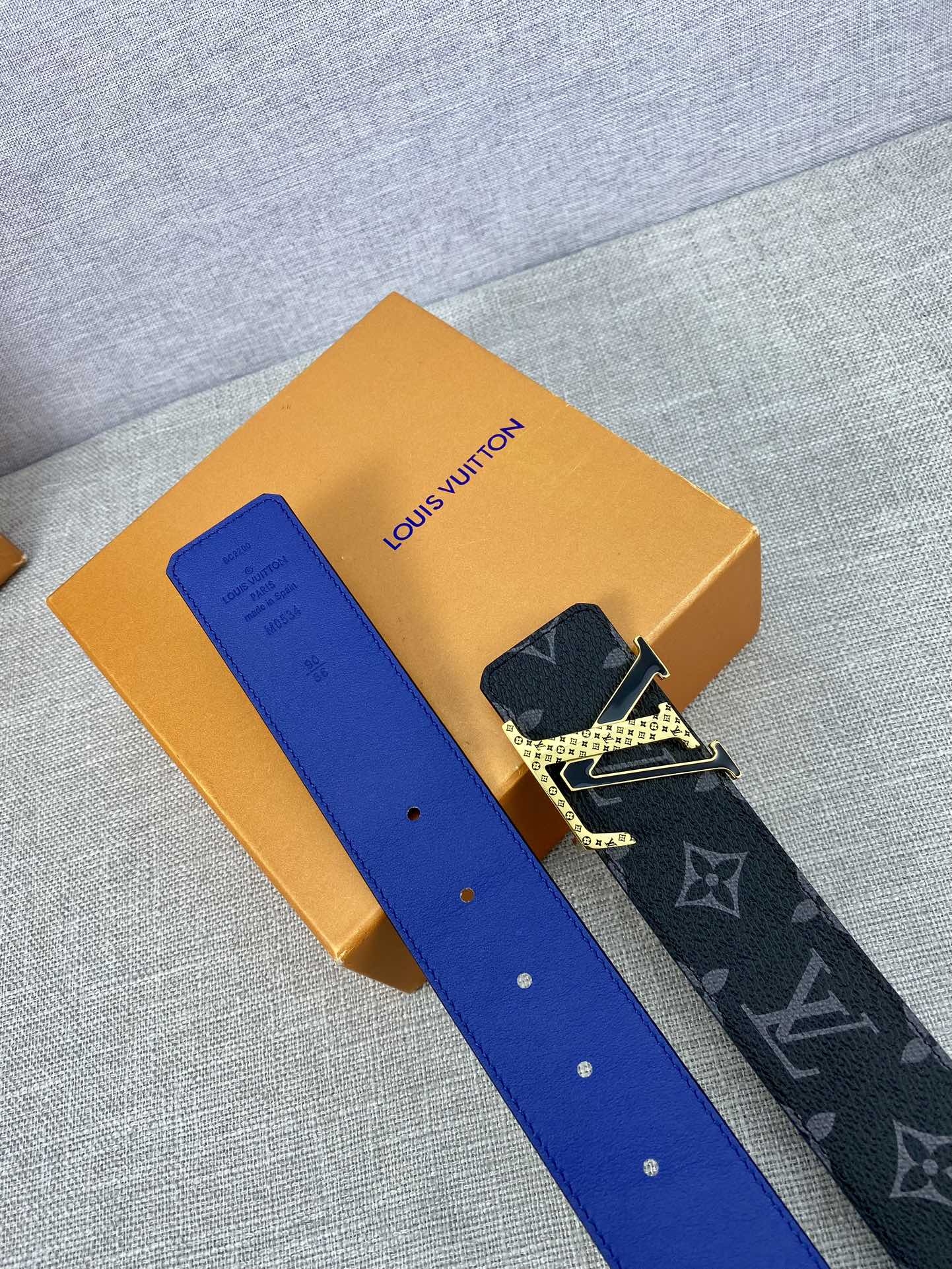 作为路易威登备受喜爱的设计之一LVI