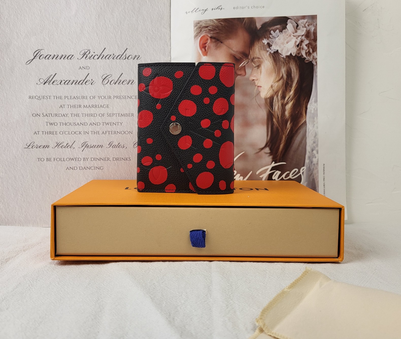 Louis Vuitton x Yayoi Kusama Zippy wallet close up dots