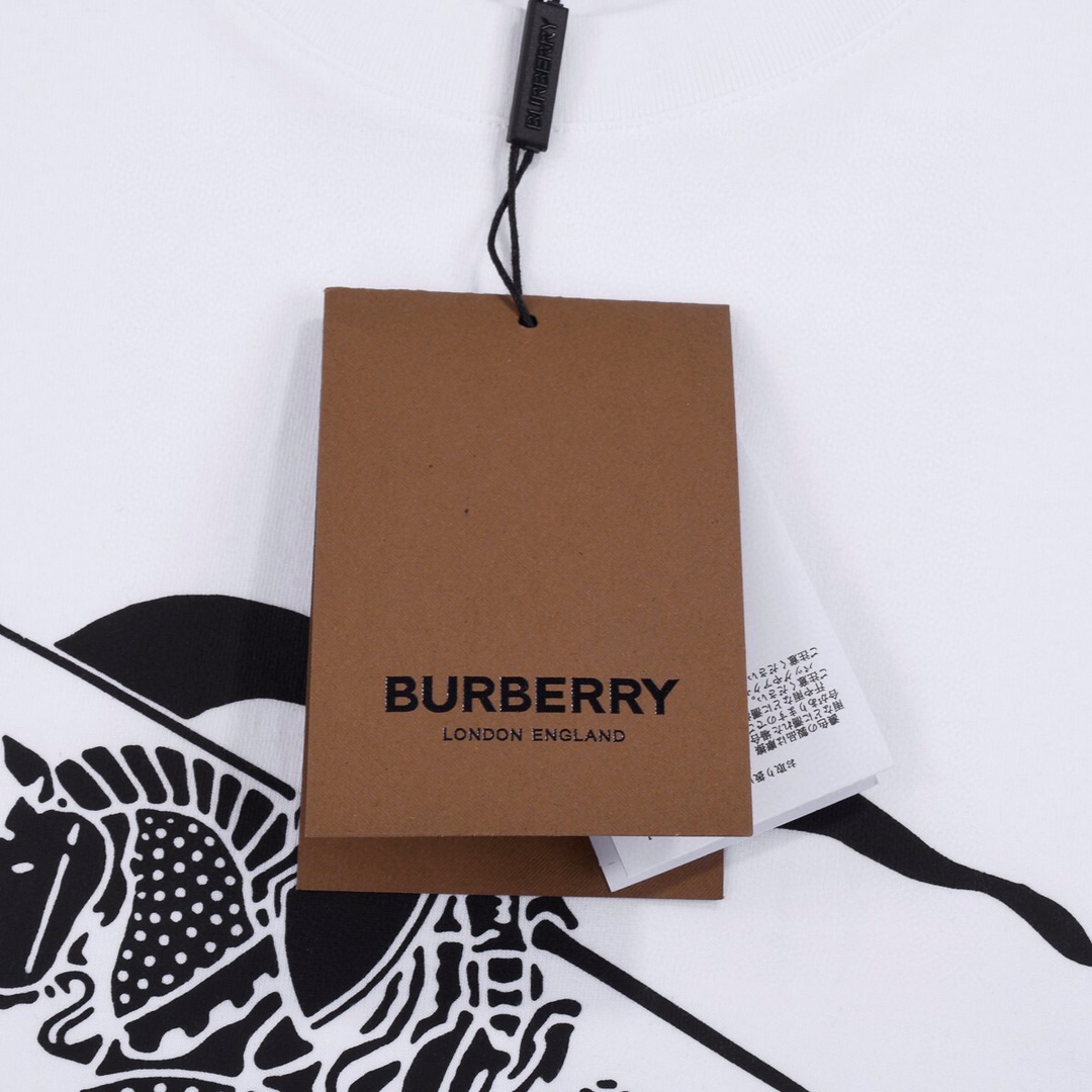 160 Burberry/巴宝莉 23SS新骑士战马印花T恤短袖