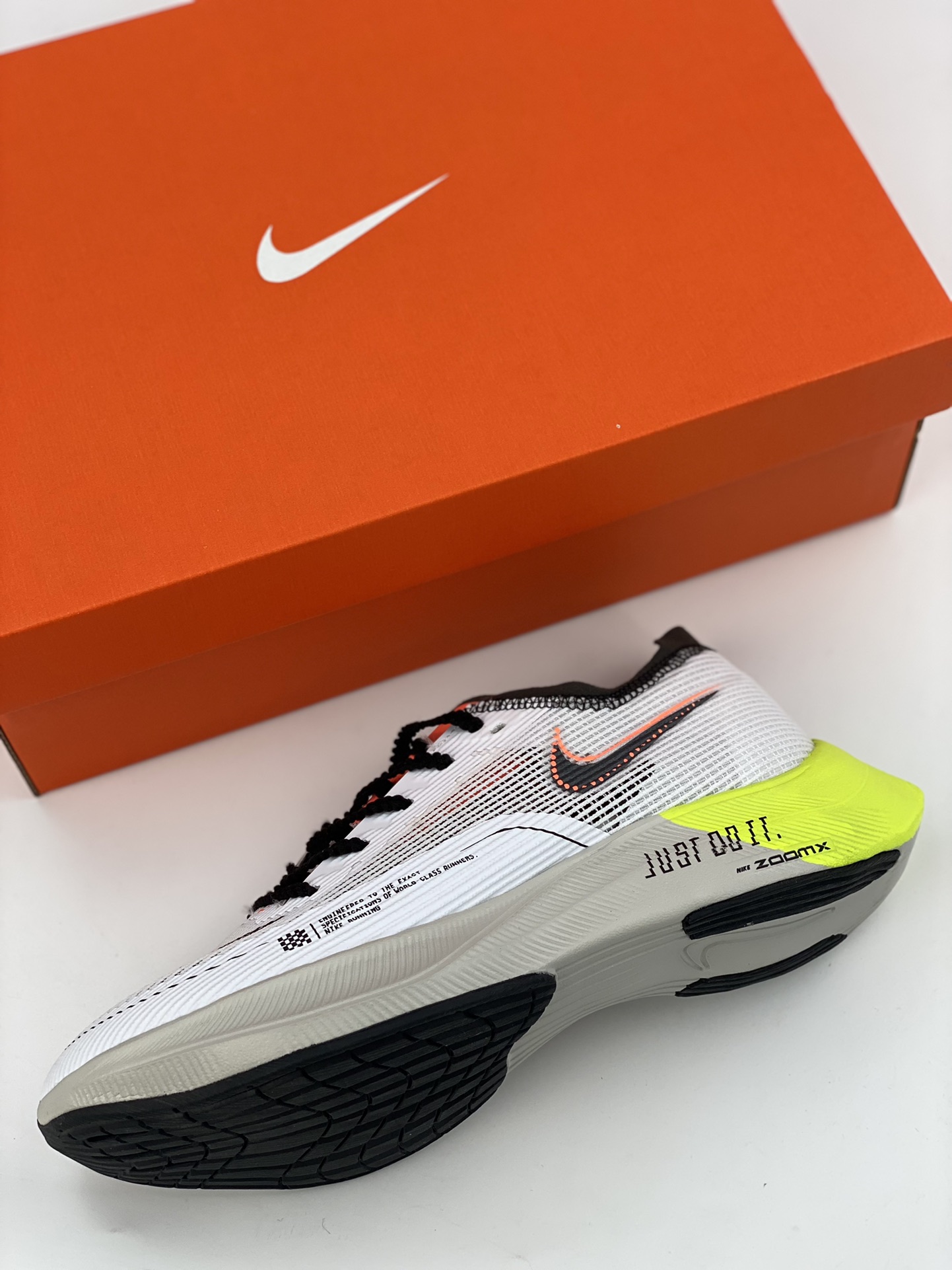 Nike ZoomX Vaporfly Next% marathon running shoes FB1846-101