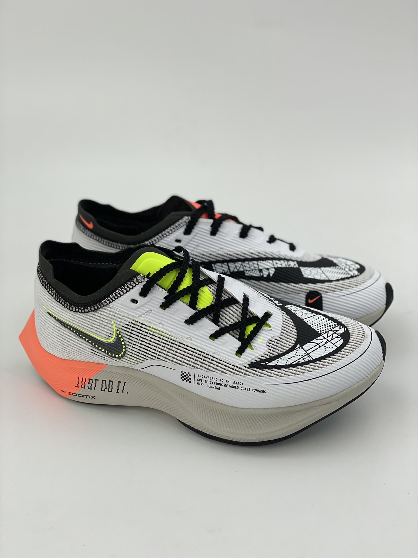 Nike ZoomX Vaporfly Next% marathon running shoes FB1846-101