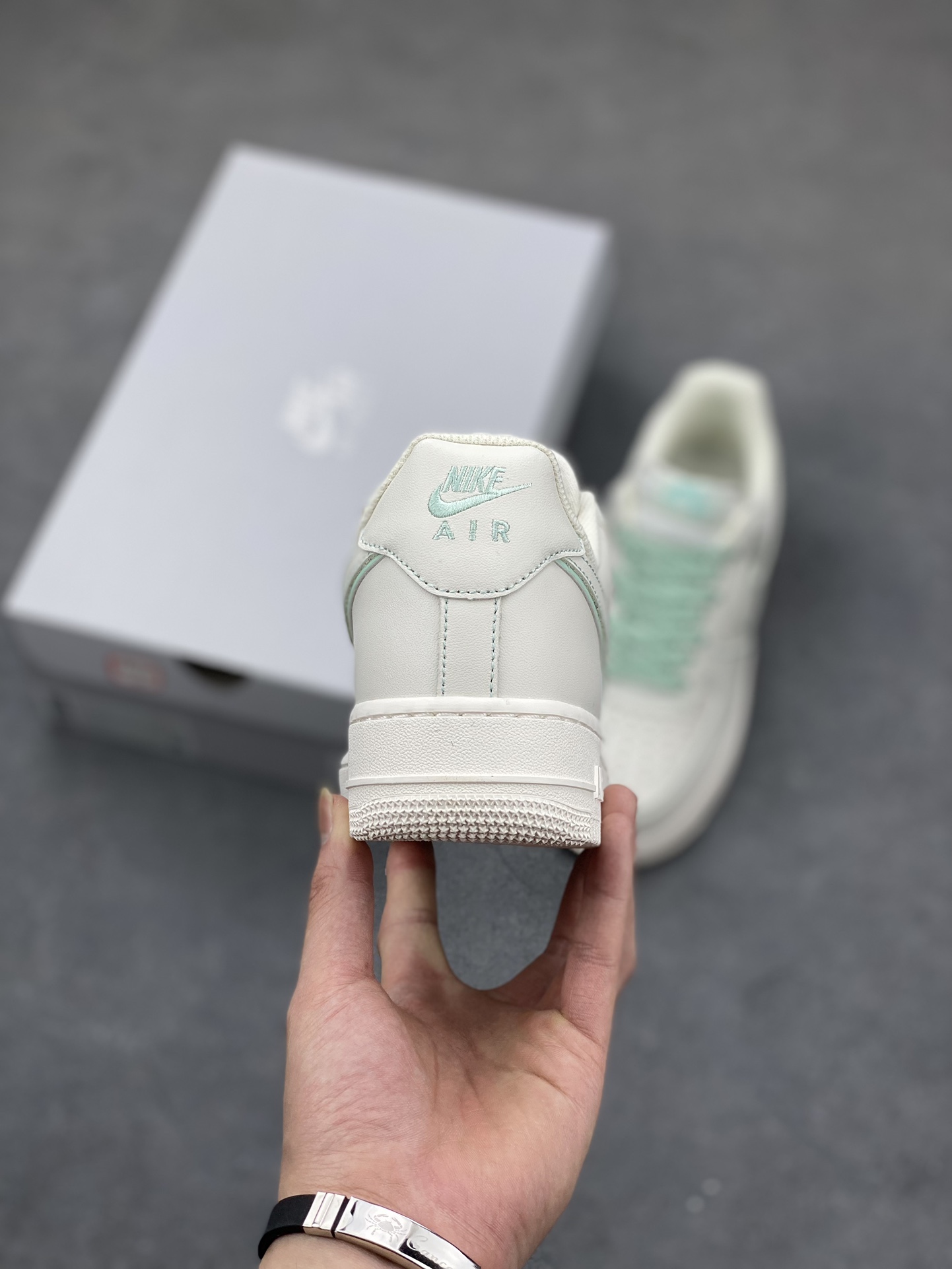 Nike Air Force 1 Low '07 'Lola Bunny' Cream White Casual Sneakers 5 i1685213114 5802 3