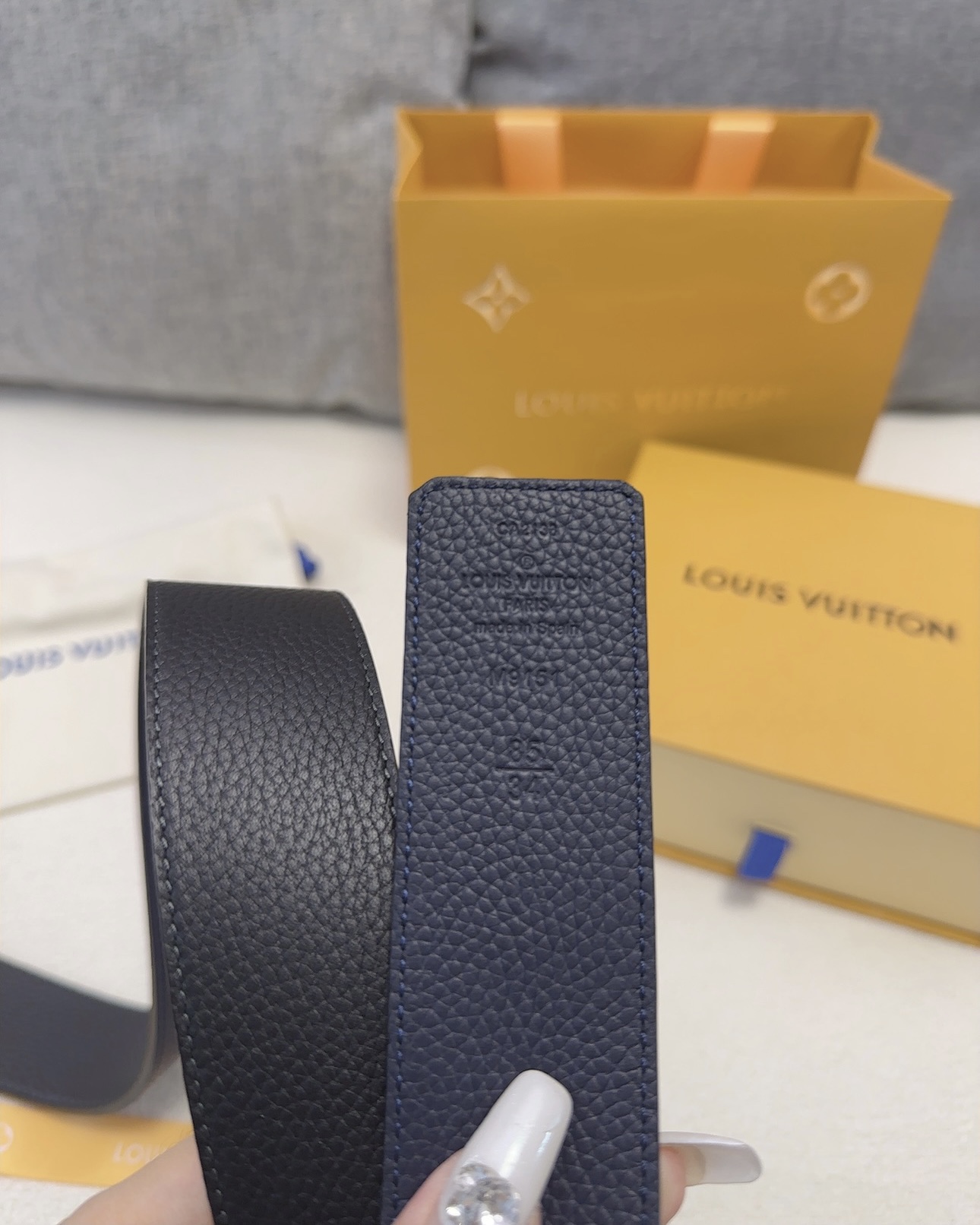 LOUISVUITTON纯钢精品雕花