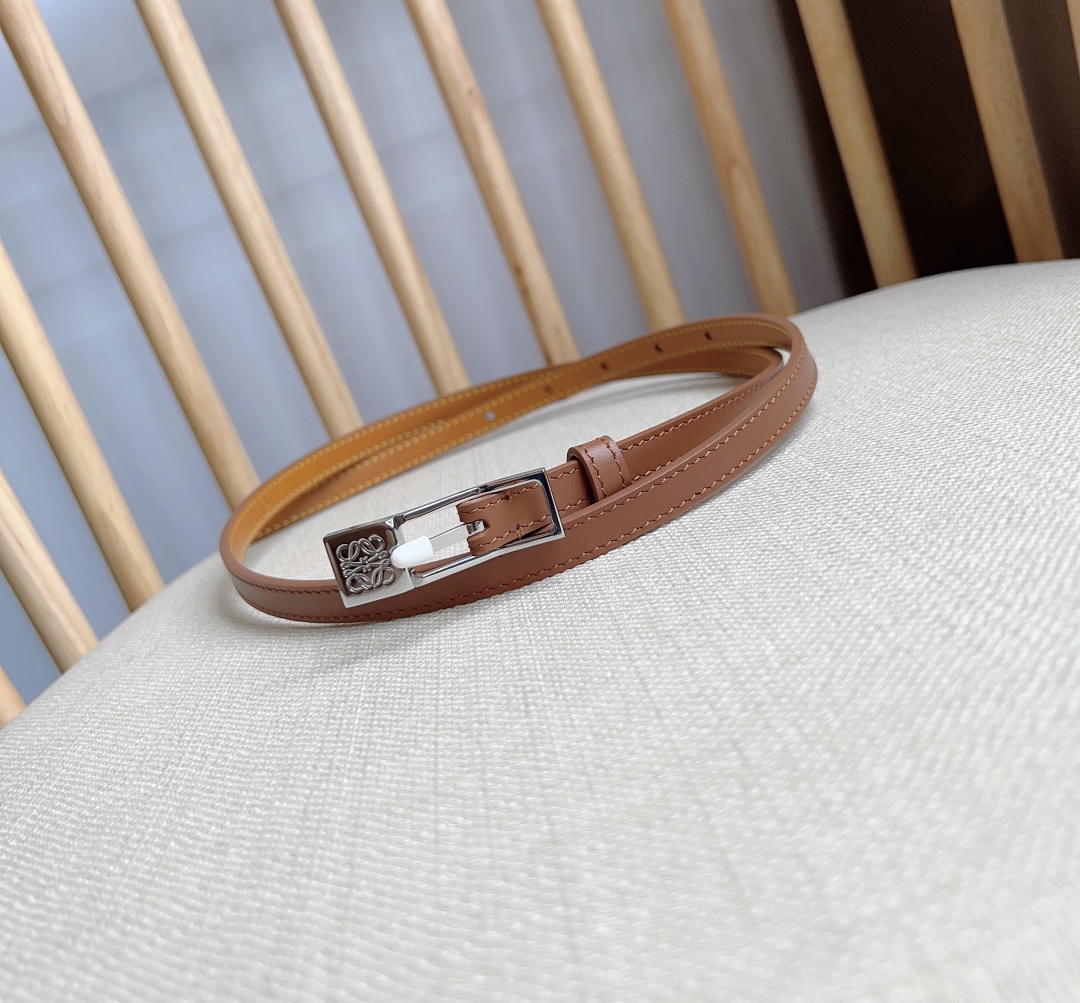 LOEWE罗意威专柜最新同款腰带[庆