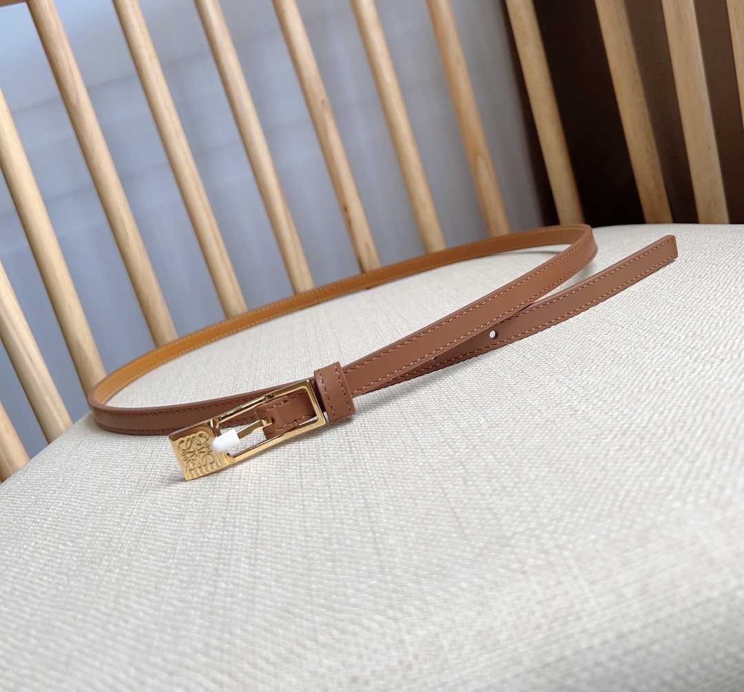 LOEWE罗意威专柜最新同款腰带[庆