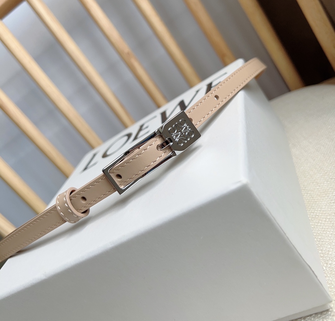 LOEWE罗意威专柜最新同款腰带[庆